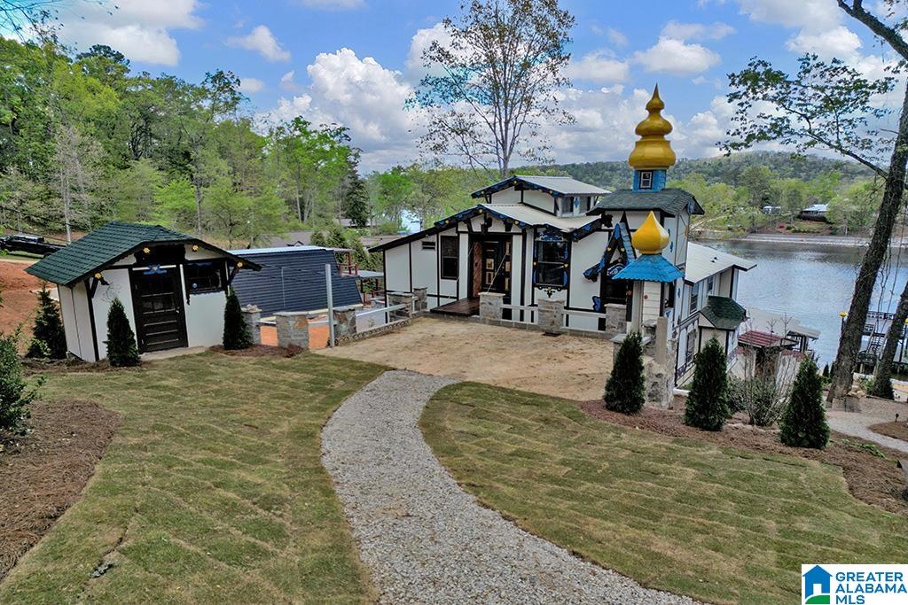 1298 DAVIS ACRES DRIVE