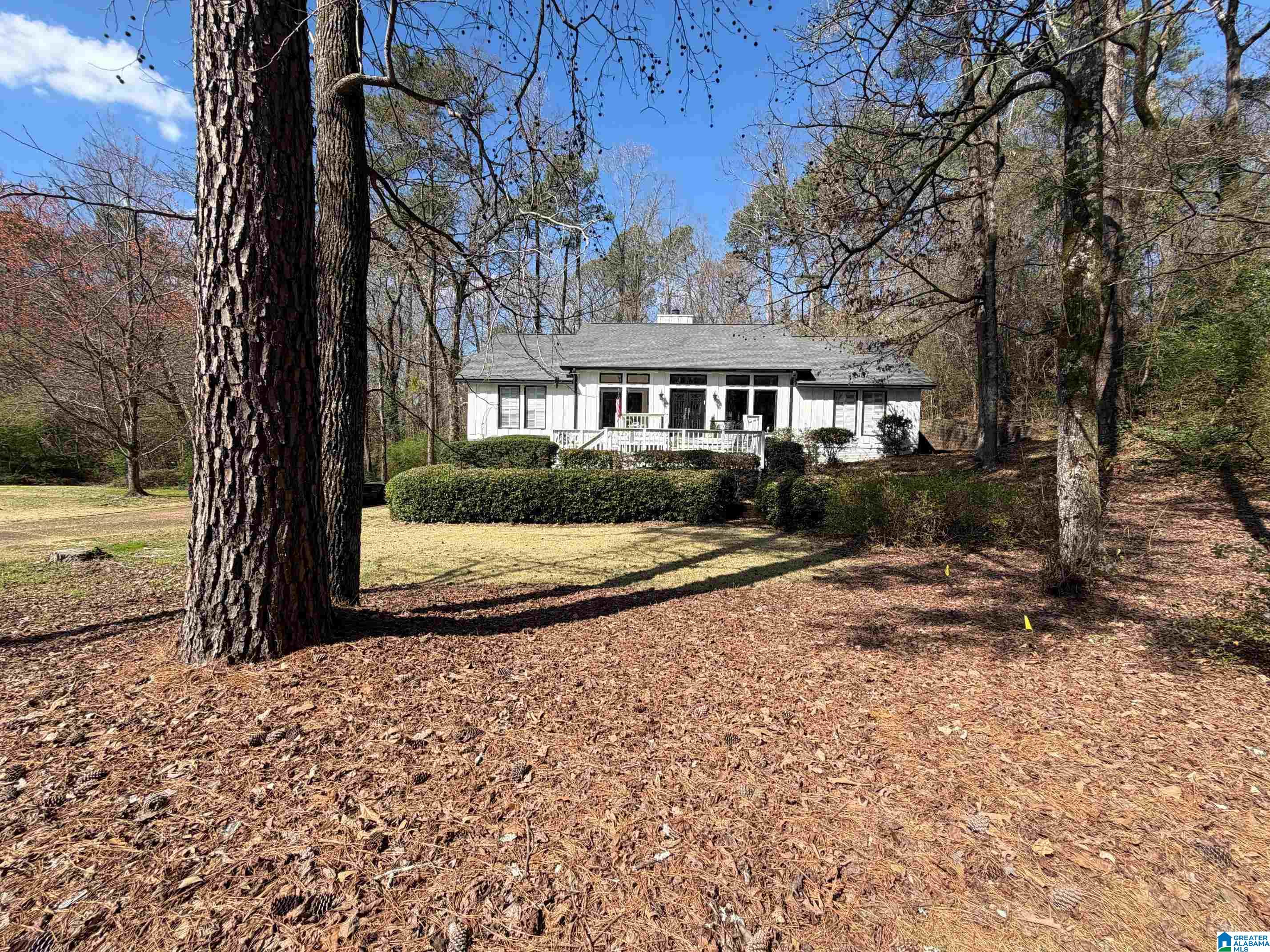 804 RIVERCHASE PARKWAY W