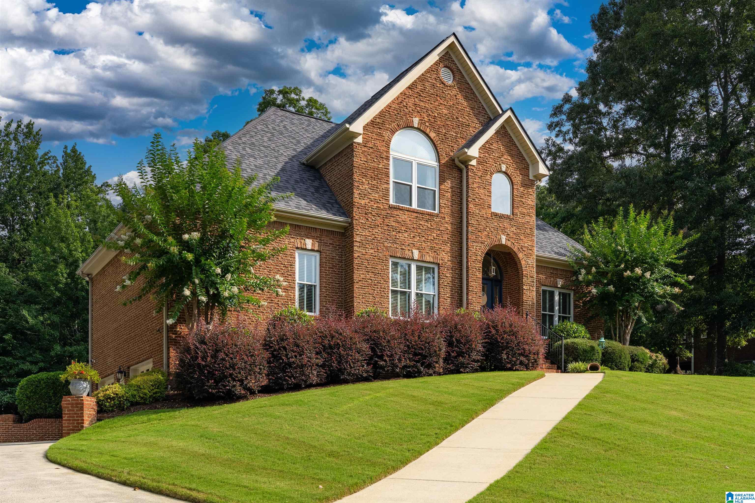 5812 ROSEWOOD DRIVE