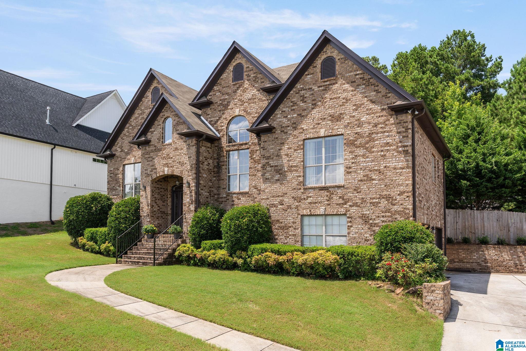 7022 CHATHAM DRIVE - Photo 2