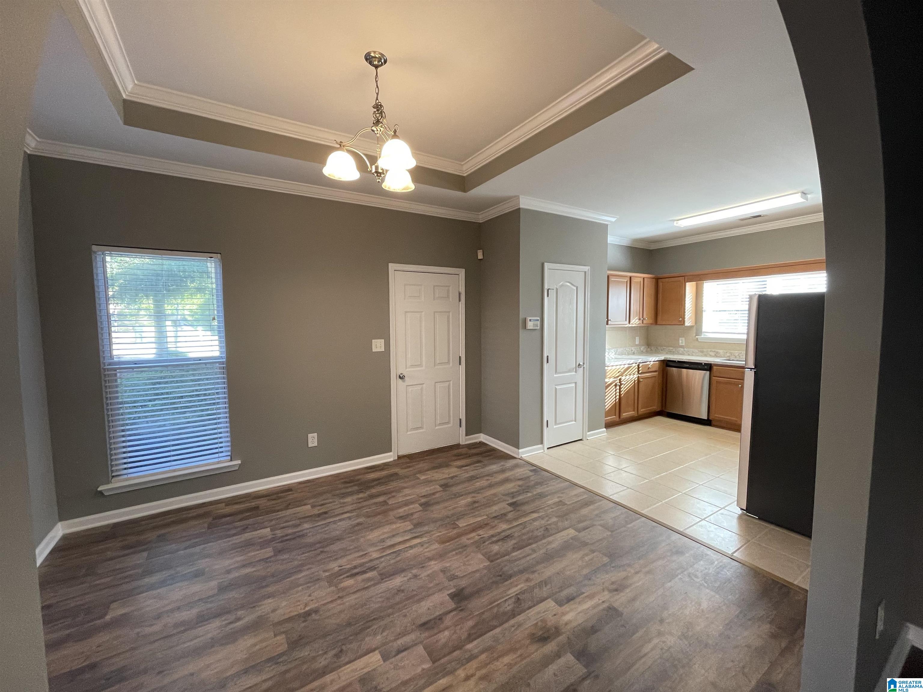5237 COTTAGE CIRCLE