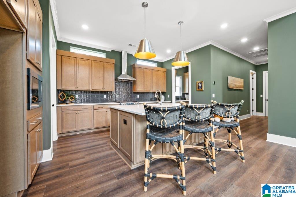 6105 TIMBERVIEW ROAD