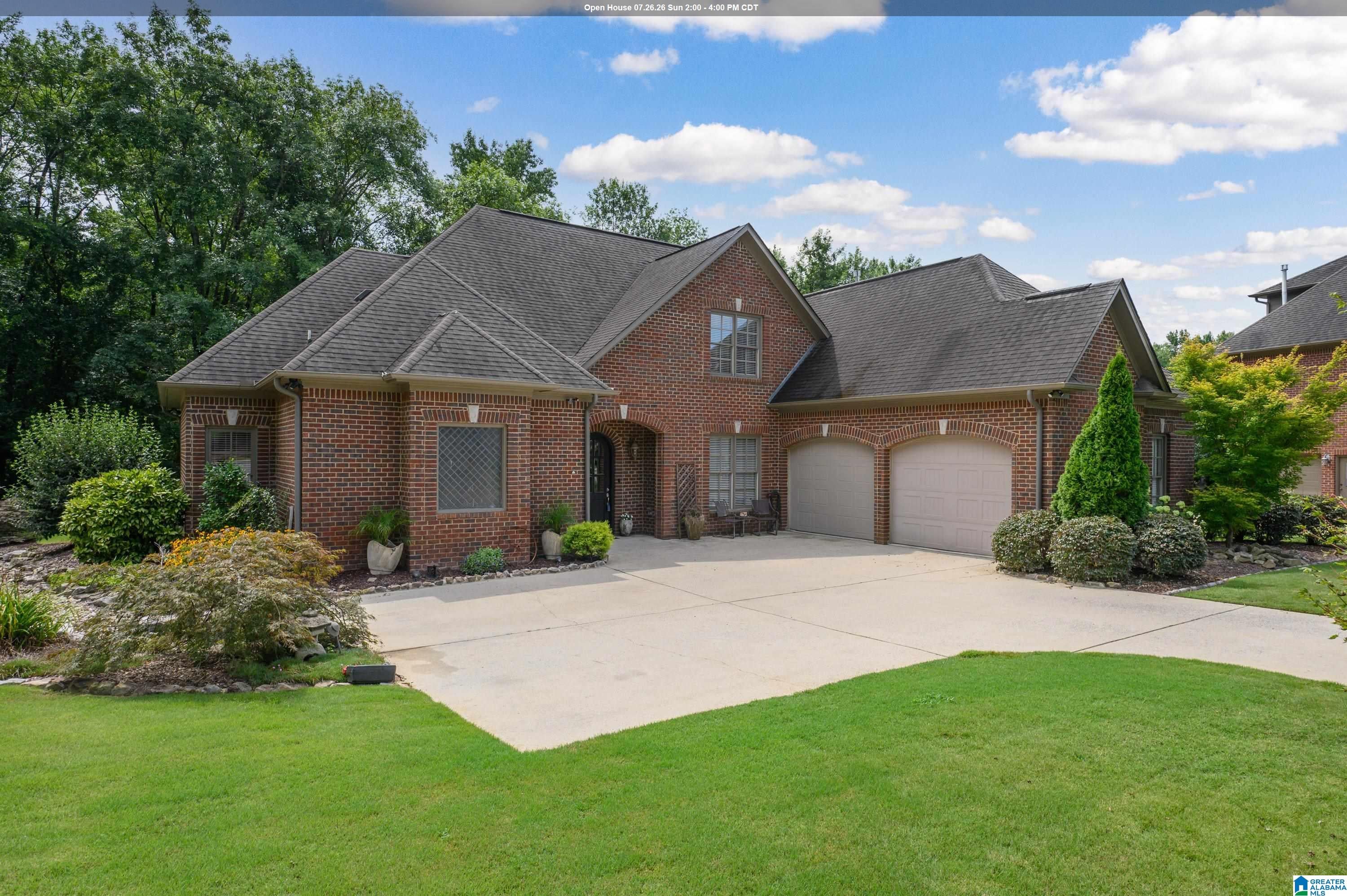 Photo 1 of 48 — 136 SYDNEY LANE, CHELSEA, AL 35043