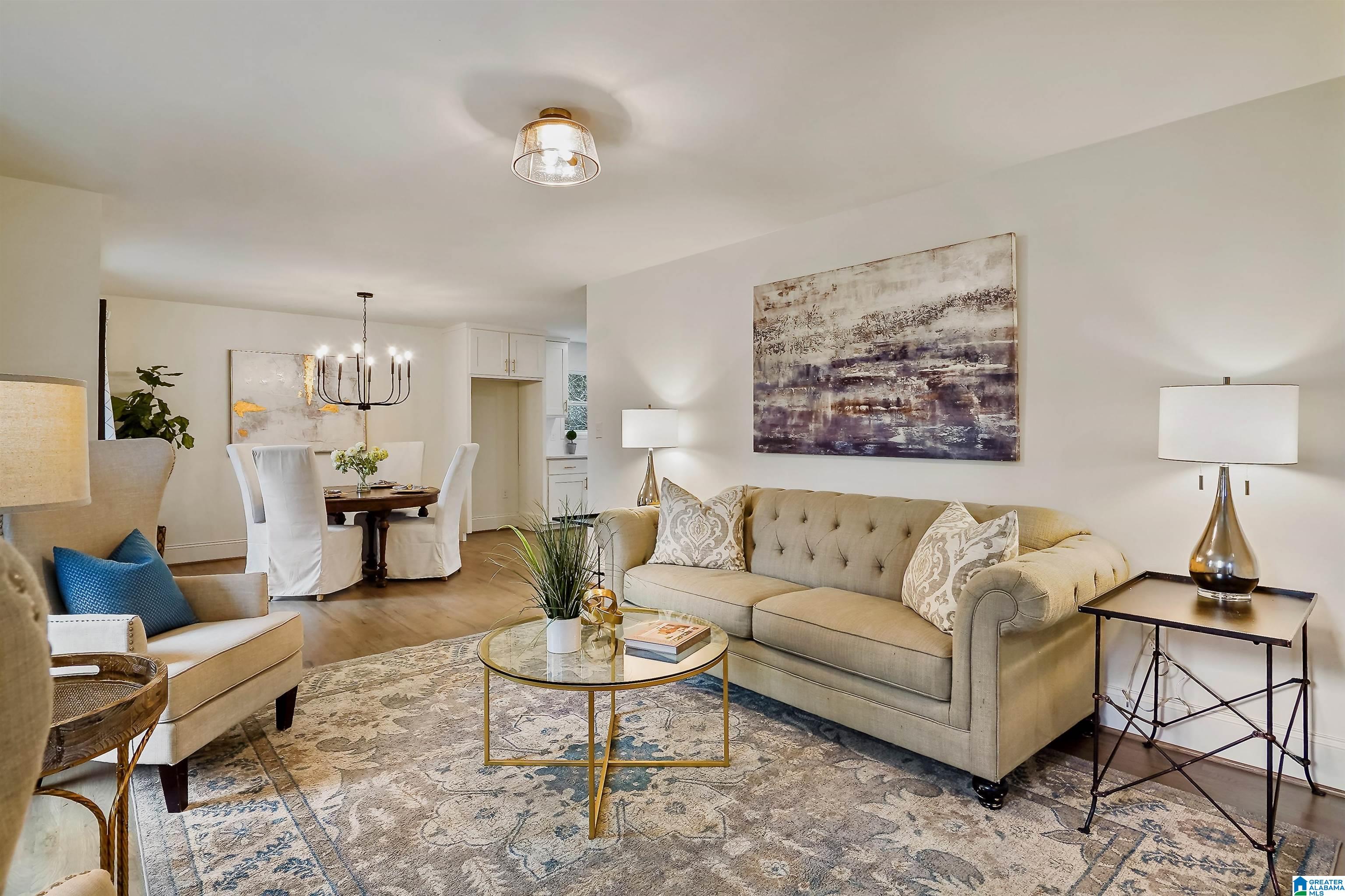 2834 ALTADENA SOUTH WAY