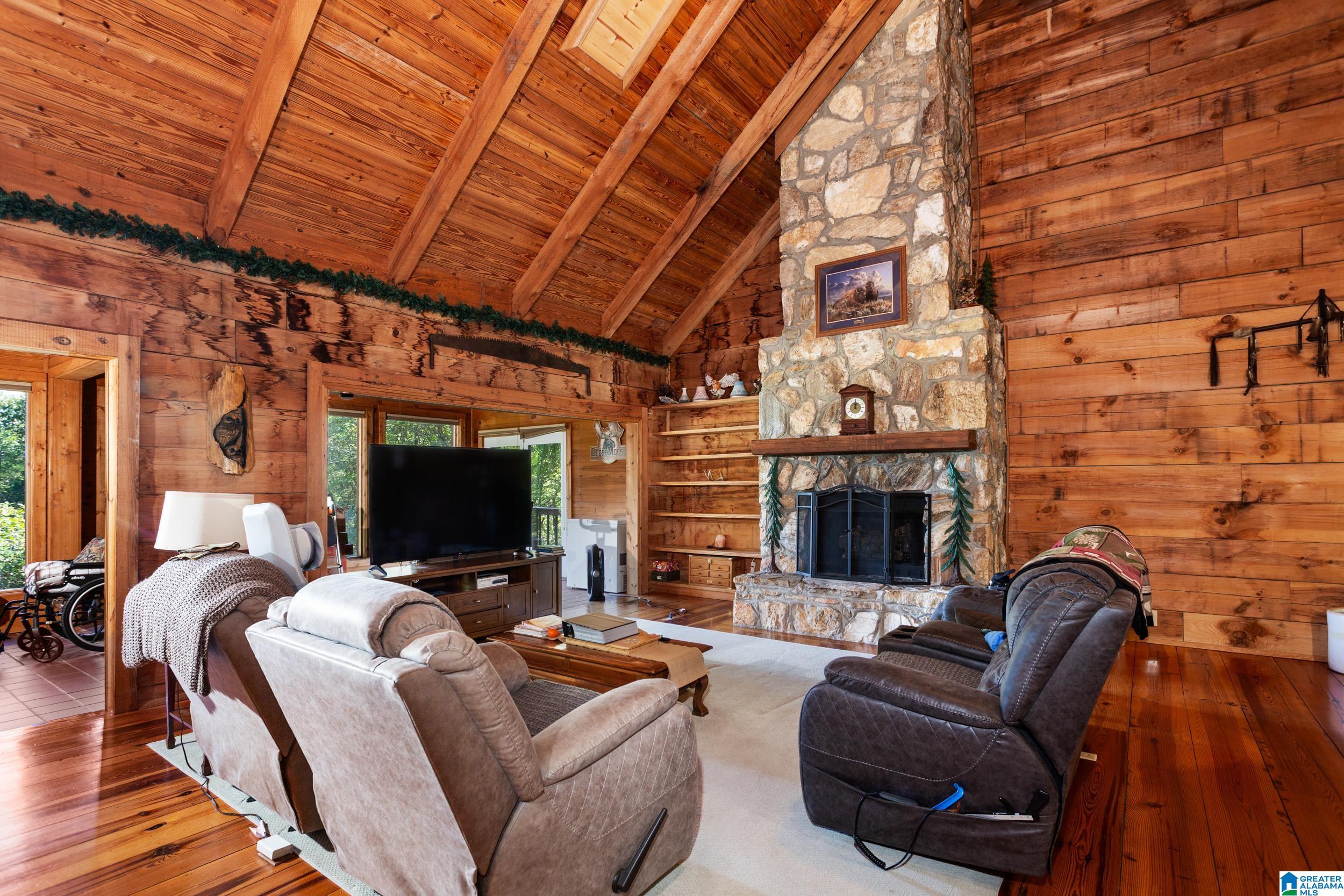 657 COUNTY ROAD 928