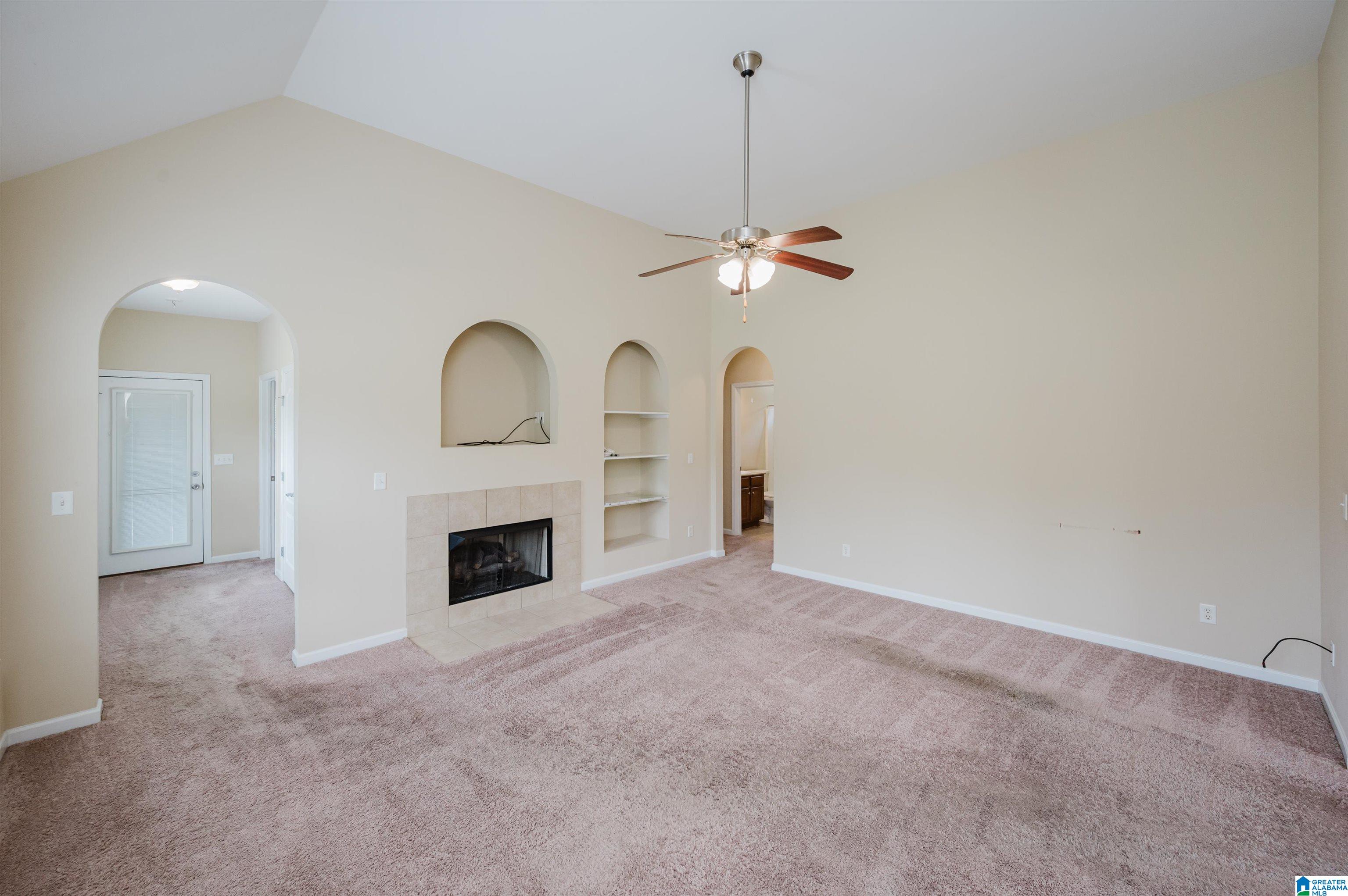 5264 PROMENADE DRIVE