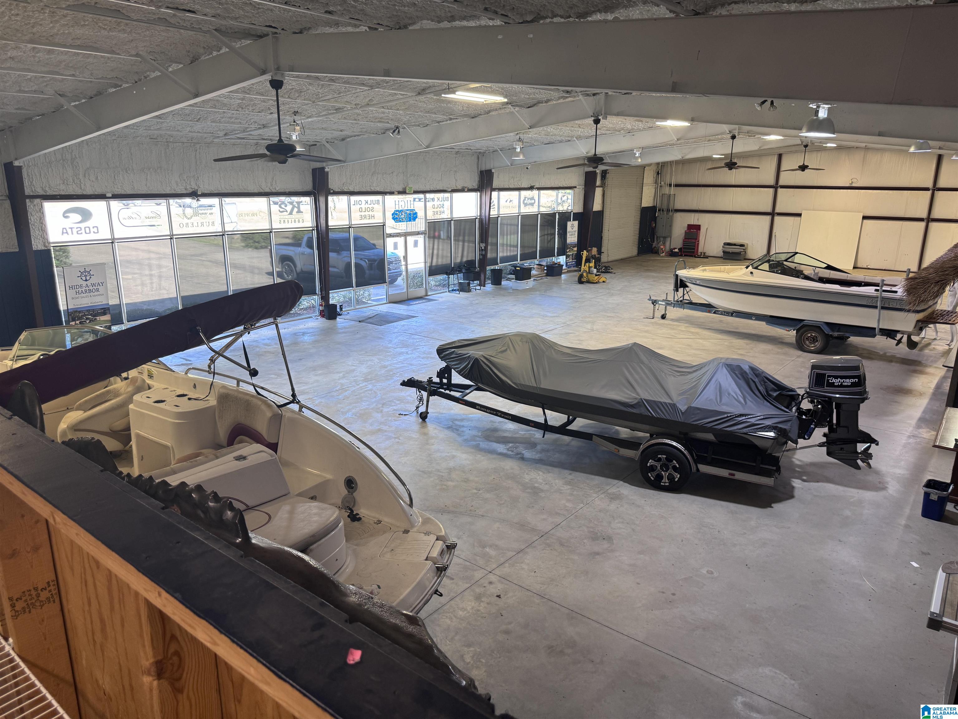 5335 SKYLAND BOULEVARD E