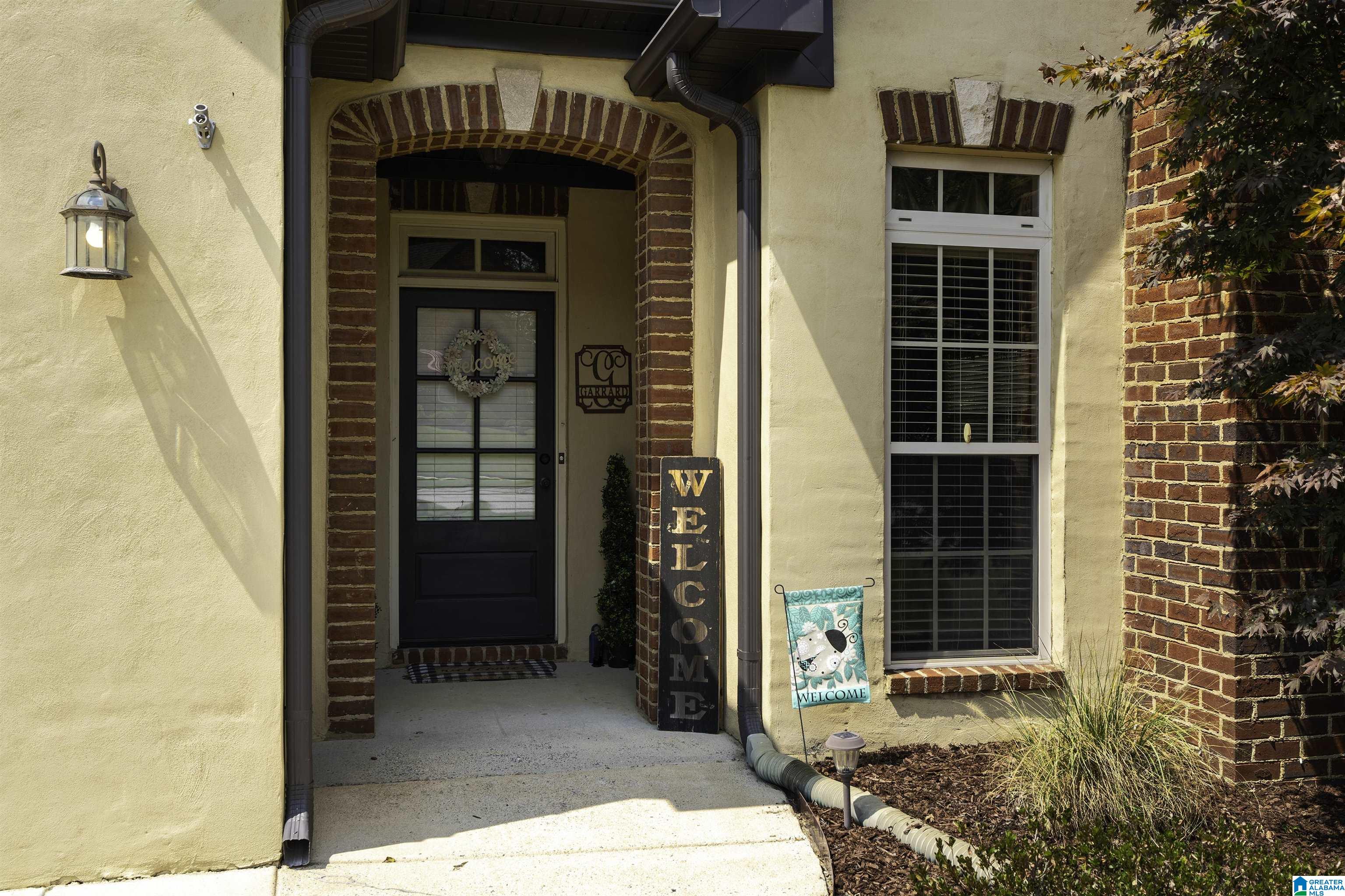 100 WILLOW VIEW LANE
