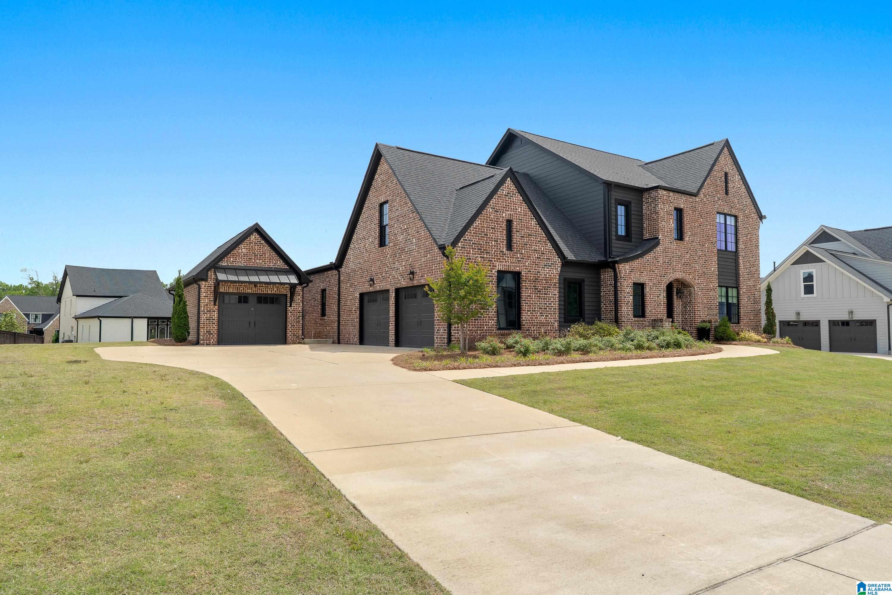 2916 BLACKRIDGE PLACE