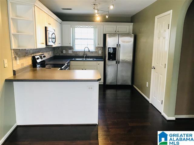 218 HIDDEN CREEK DRIVE