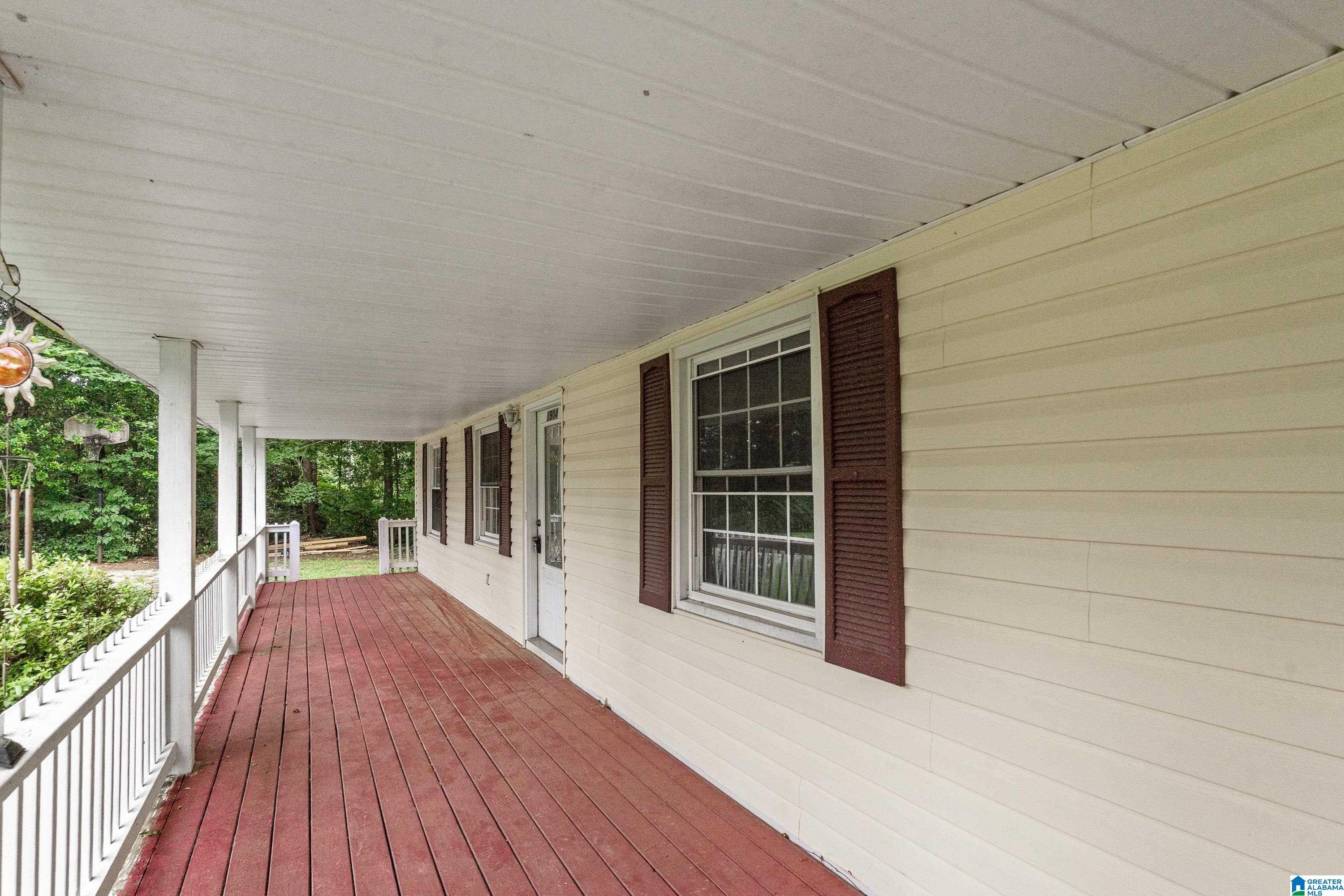 1904 WALKER DRIVE