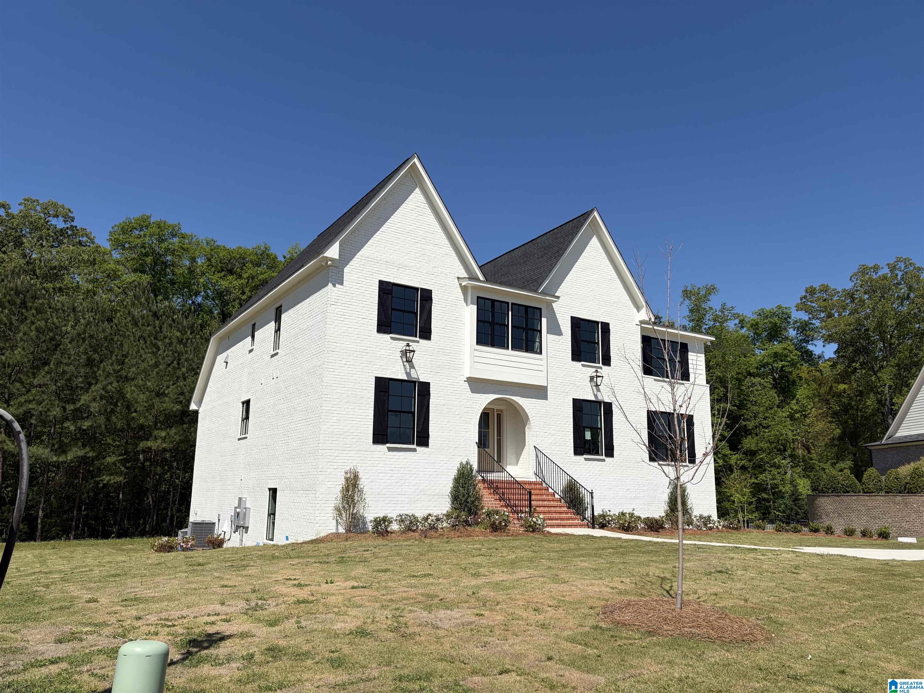 2081 HIGHLAND GATE WAY