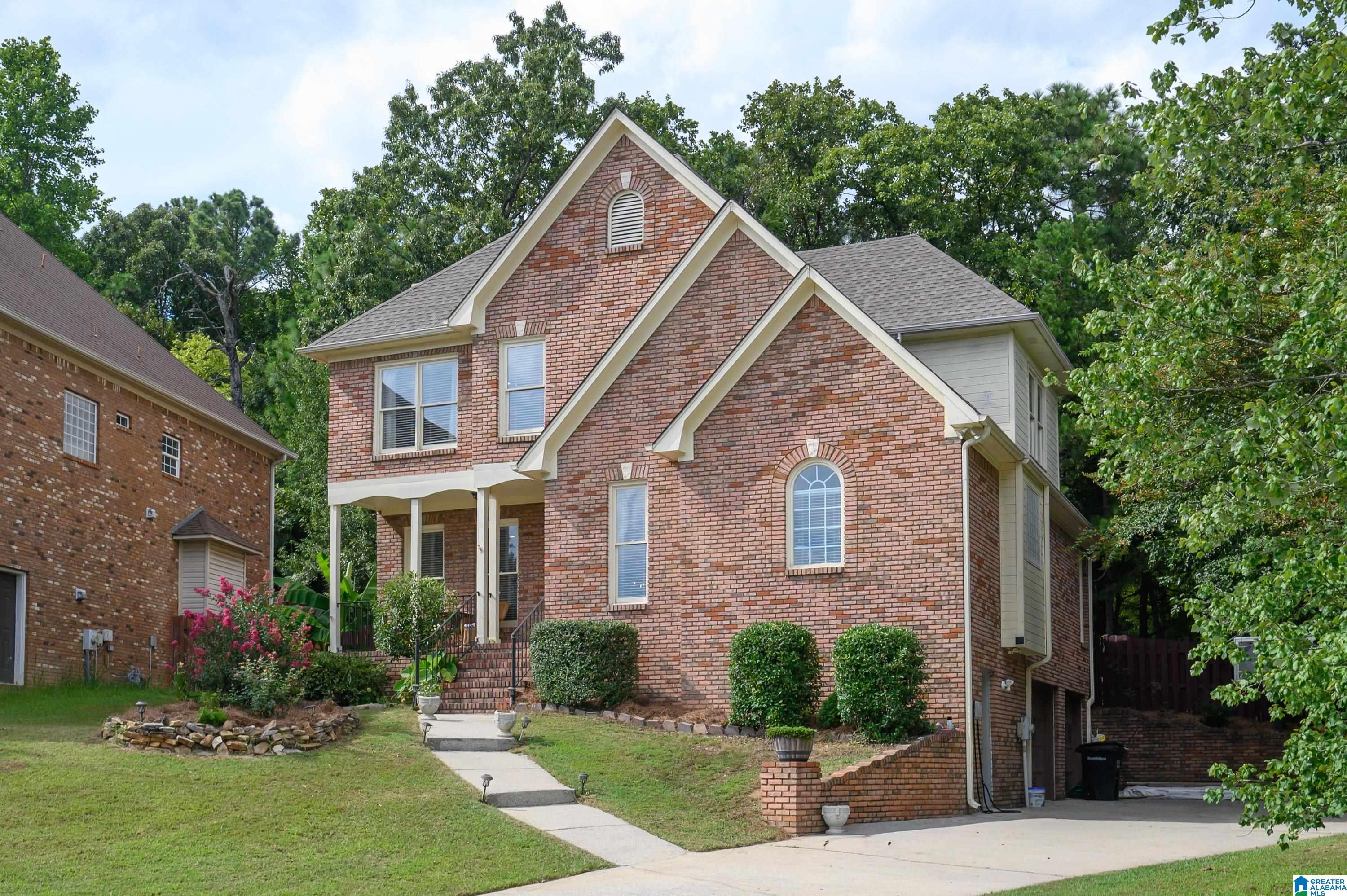 845 MEADOW RIDGE LANE