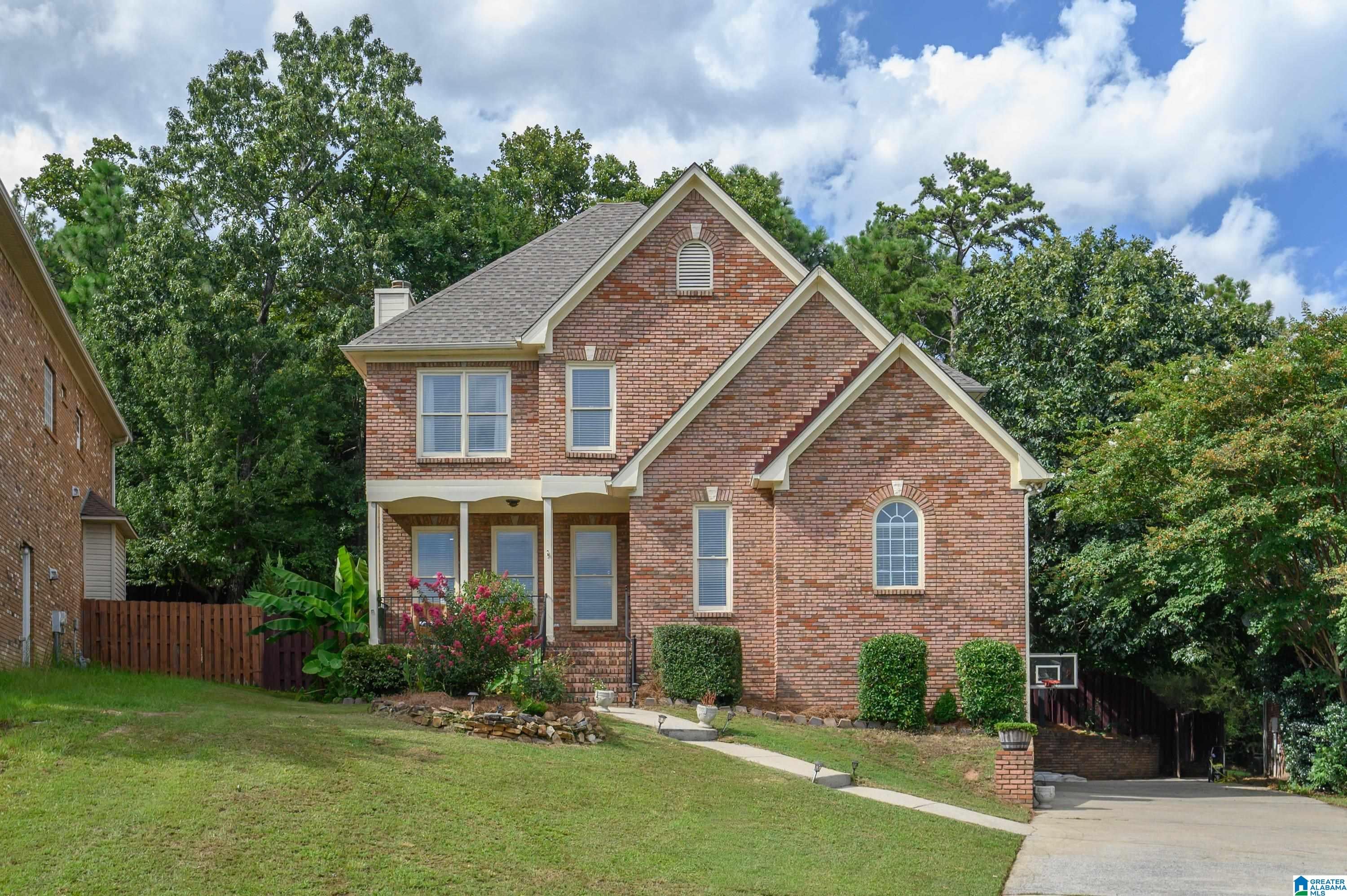 845 MEADOW RIDGE LANE