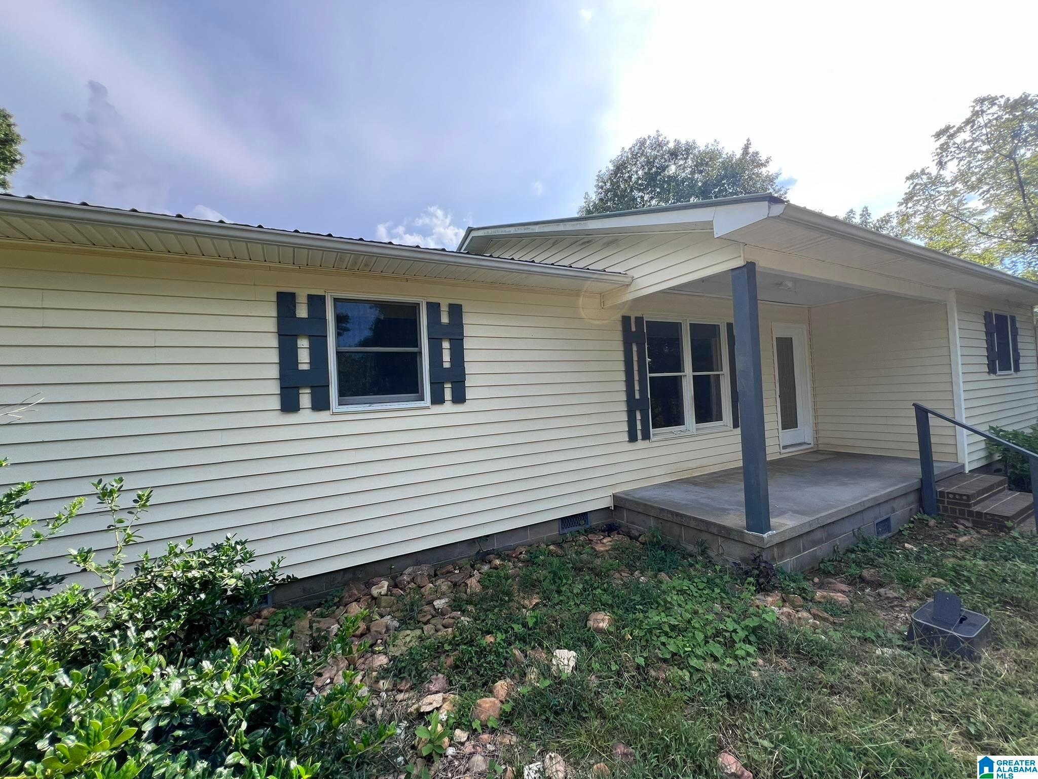 303 COUNTY ROAD 967