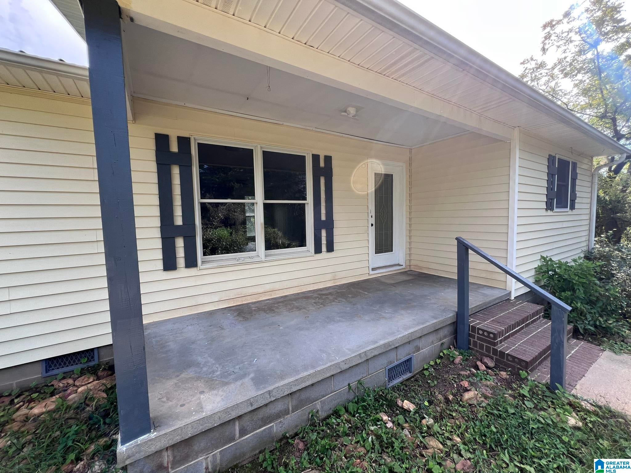 303 COUNTY ROAD 967