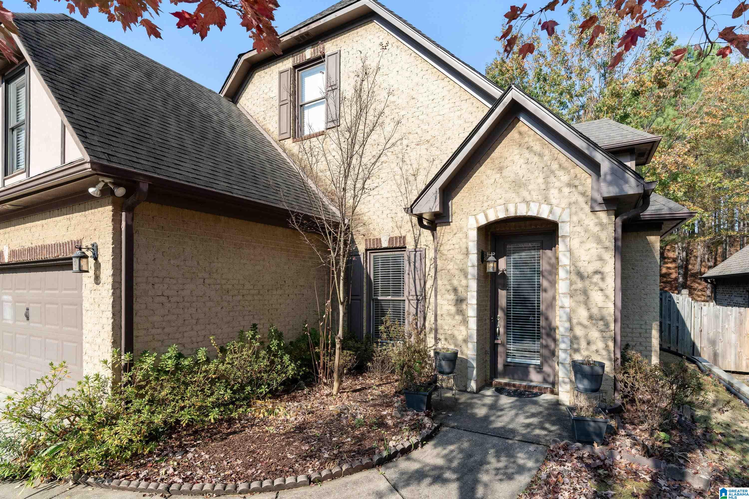 5593 PARK SIDE CIRCLE