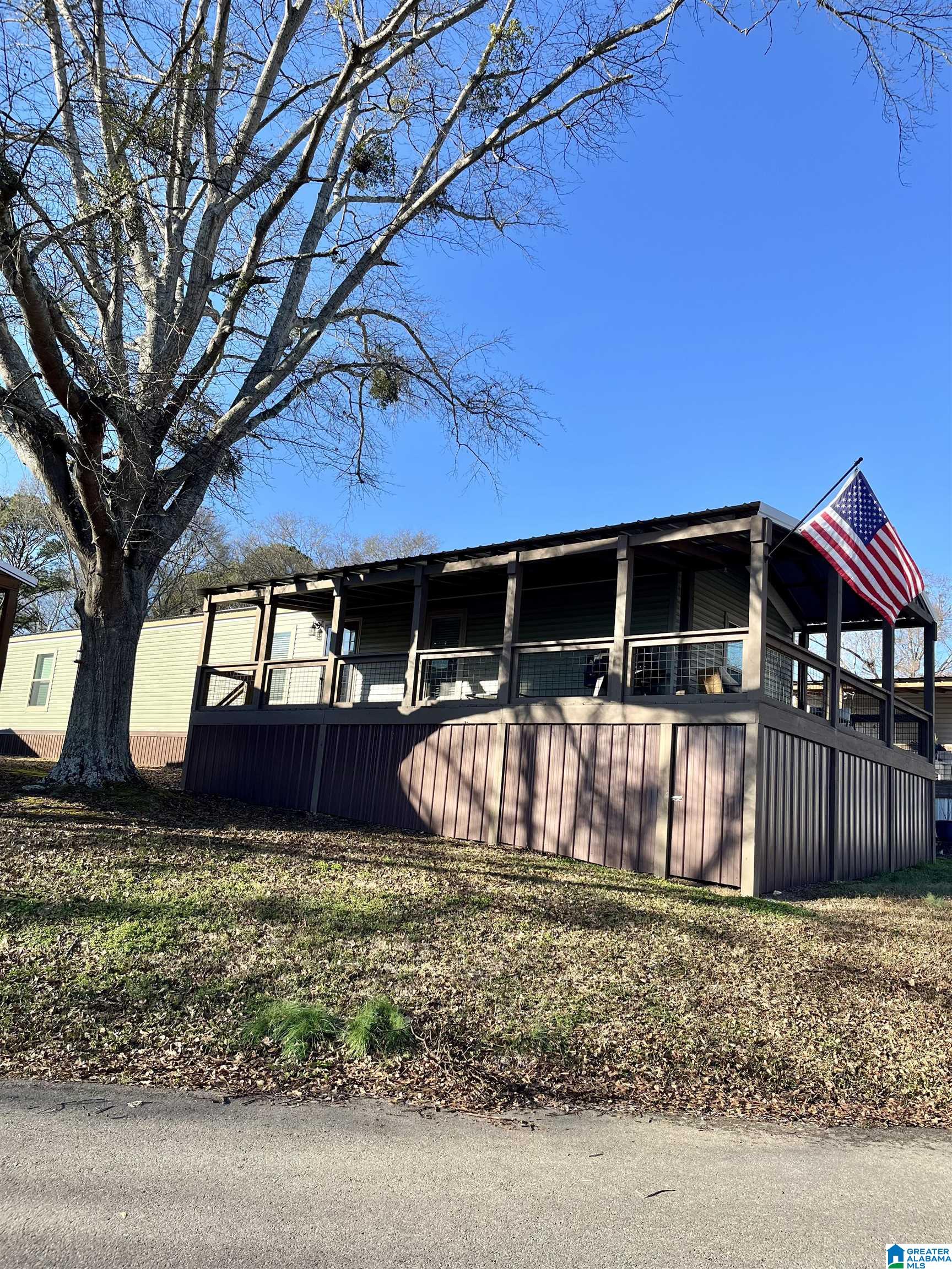 Photo 1 of 23 — 289 LEE CIRCLE, CROPWELL, AL 35054