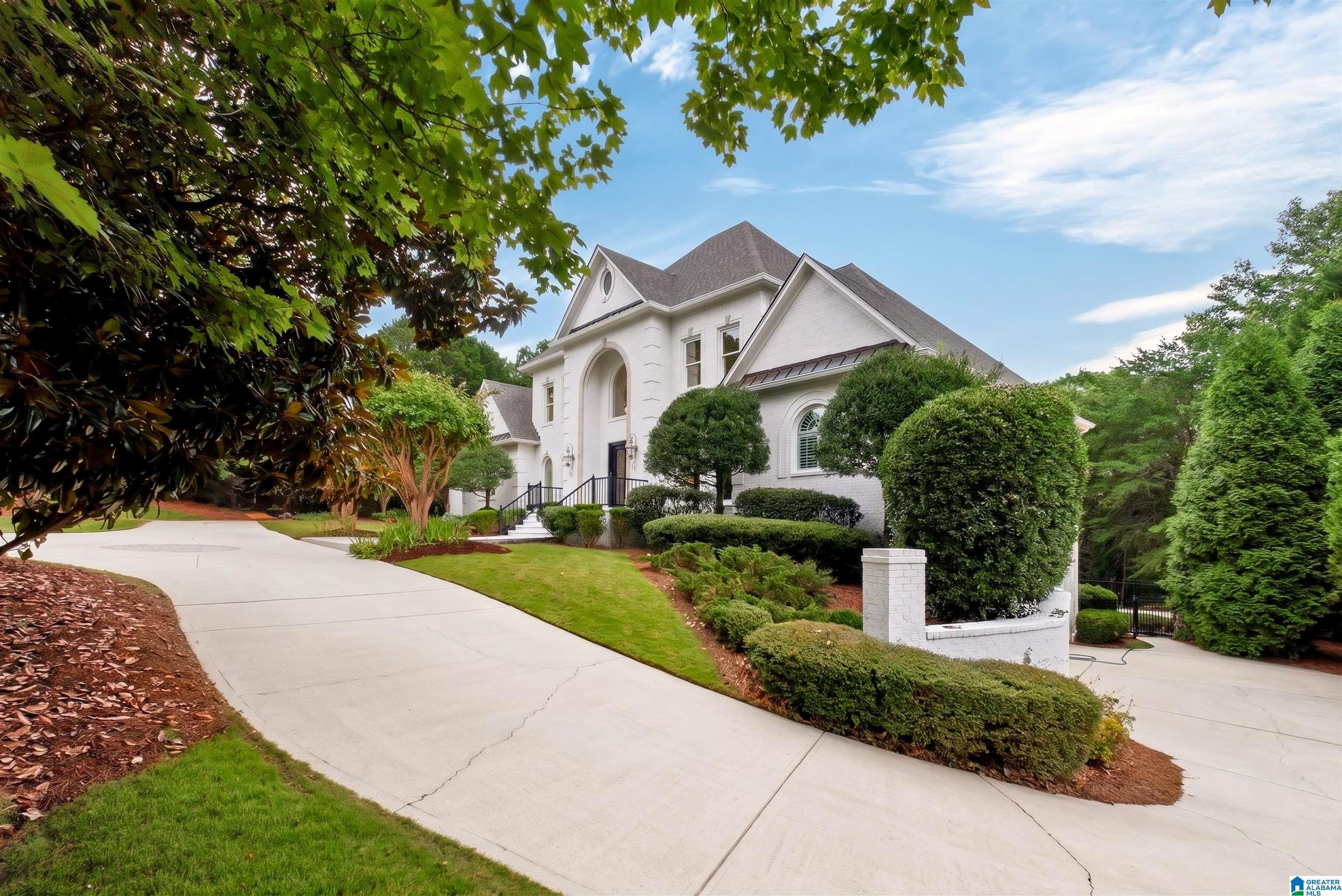 7713 KENMORE PLACE