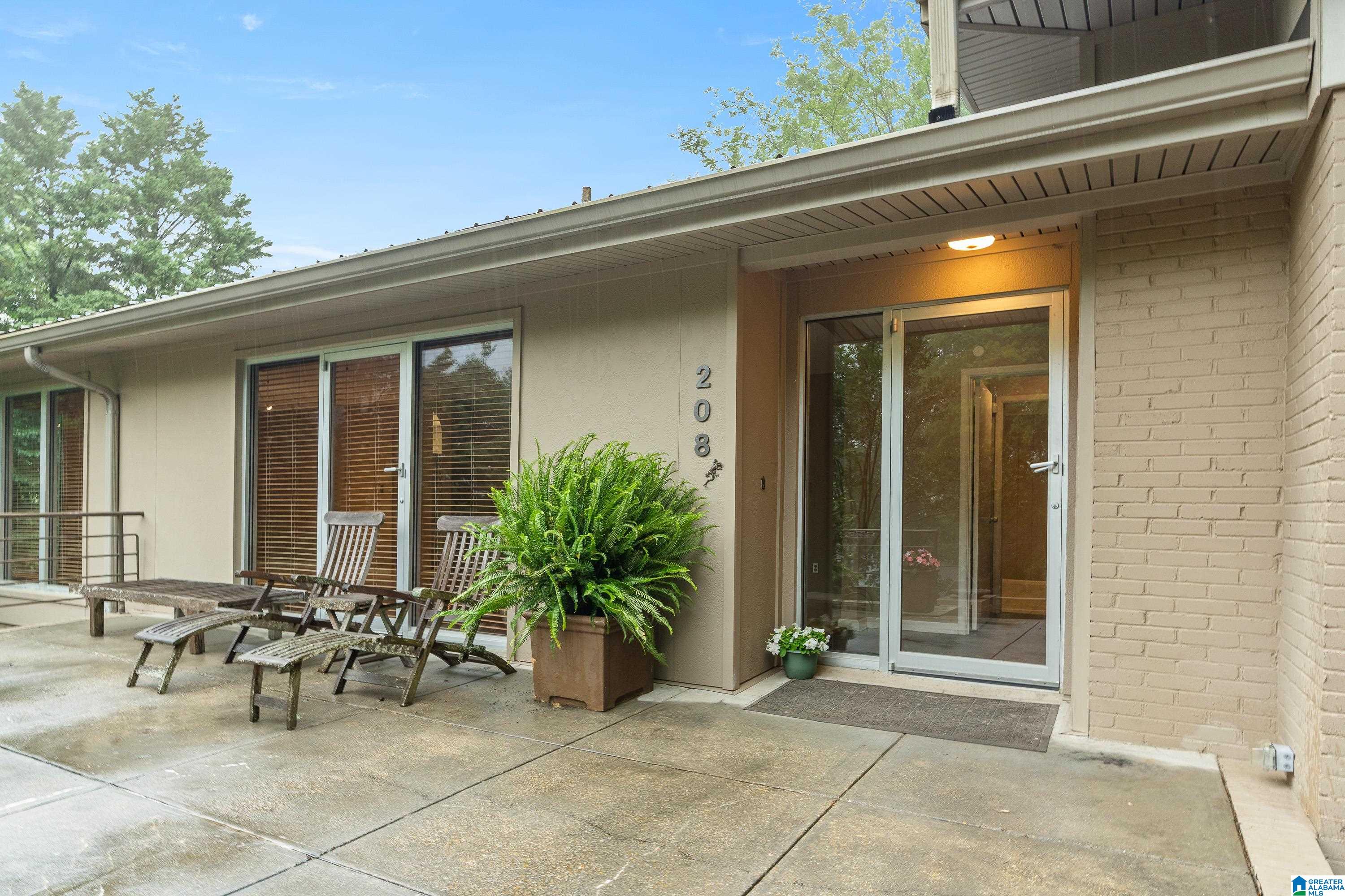 208 ALPINE CIRCLE