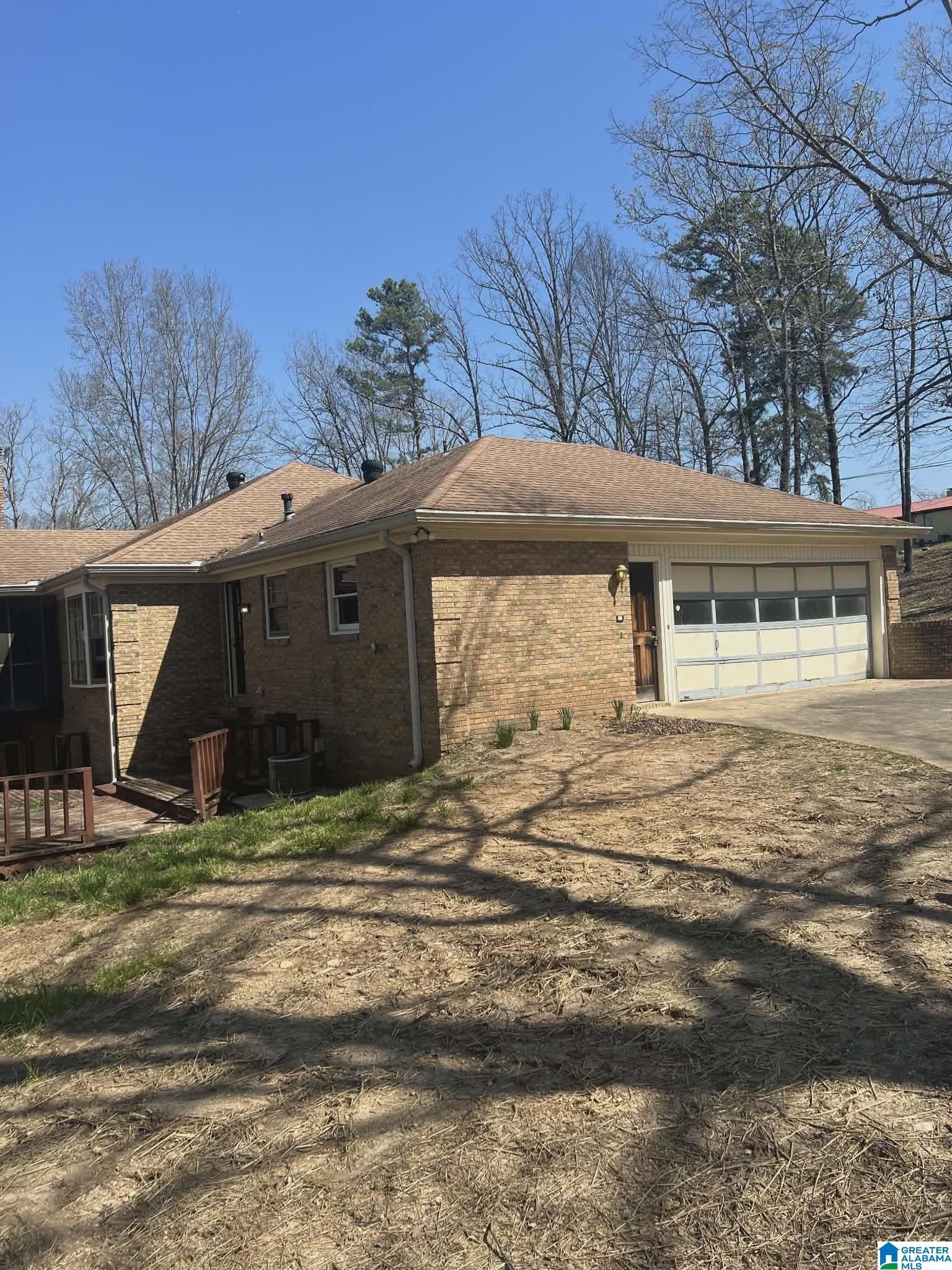 818 CREEK TRAIL