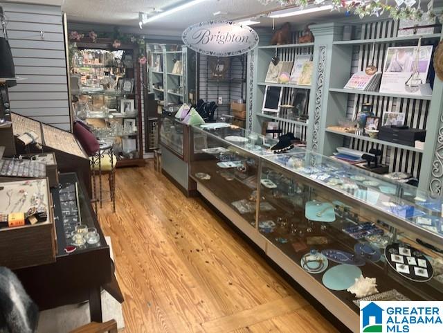 900 BROOKLANE DRIVE 1