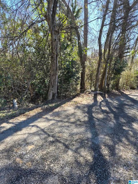 348 HAPPY LANE Twn:18 / Rng: 03 / Sec: 27 BIRMINGHAM AL 35209