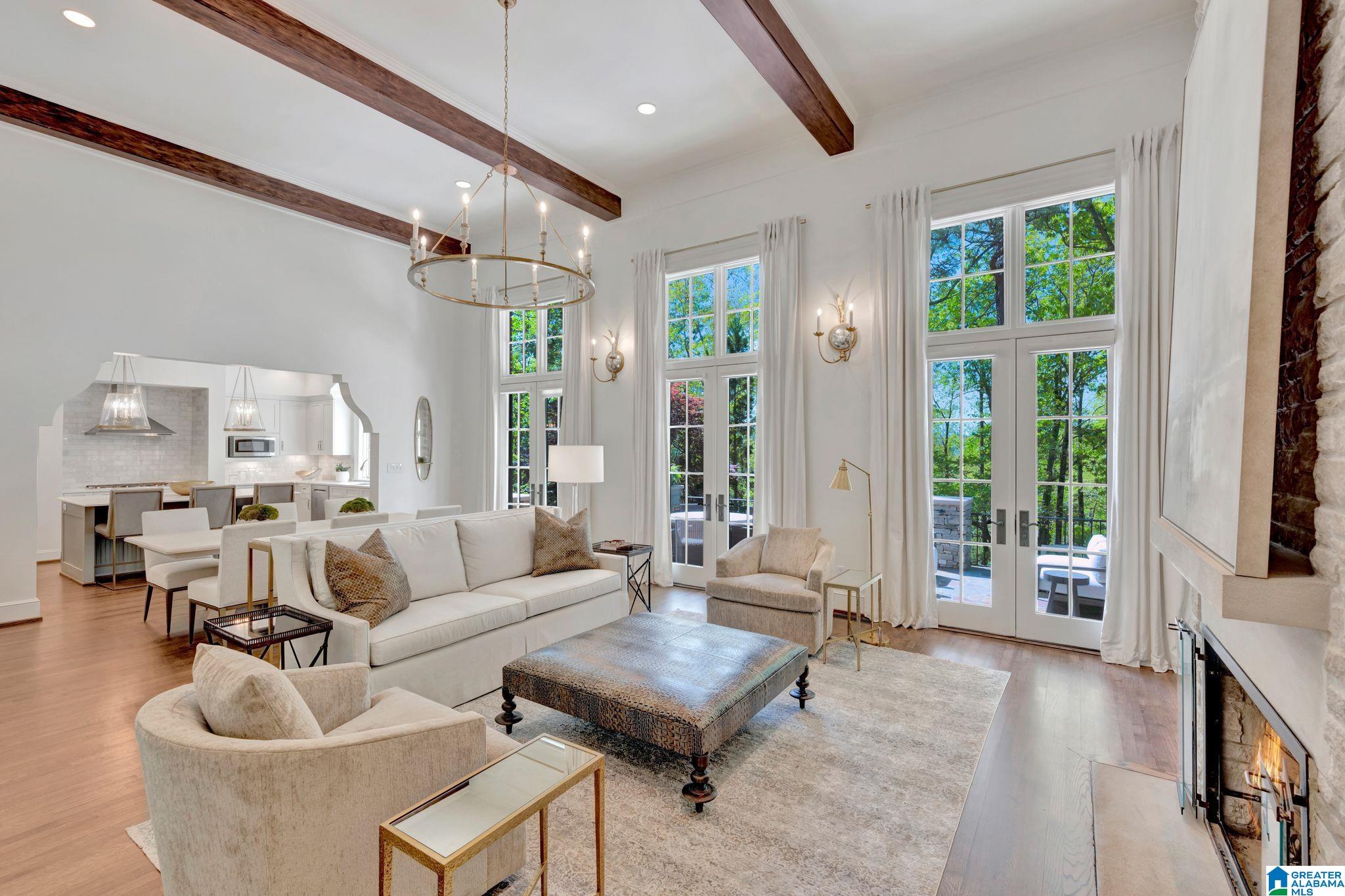 2 INNISBROOK LANE