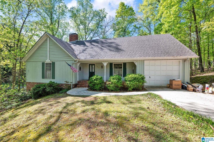 Photo 1 of 38 — 1502 BETH STREET NW, CULLMAN, AL 35057