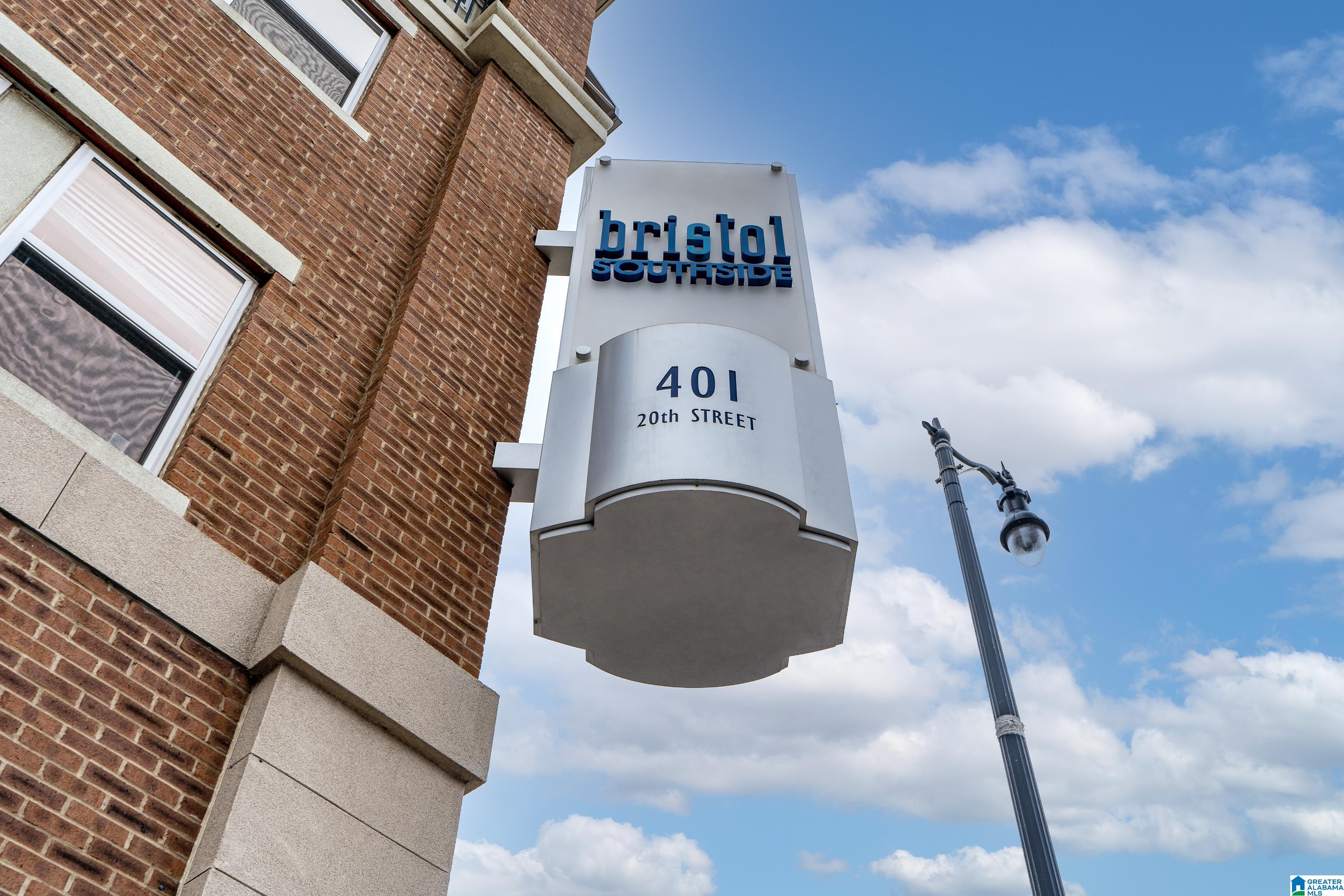 2020 5TH AVENUE S 441