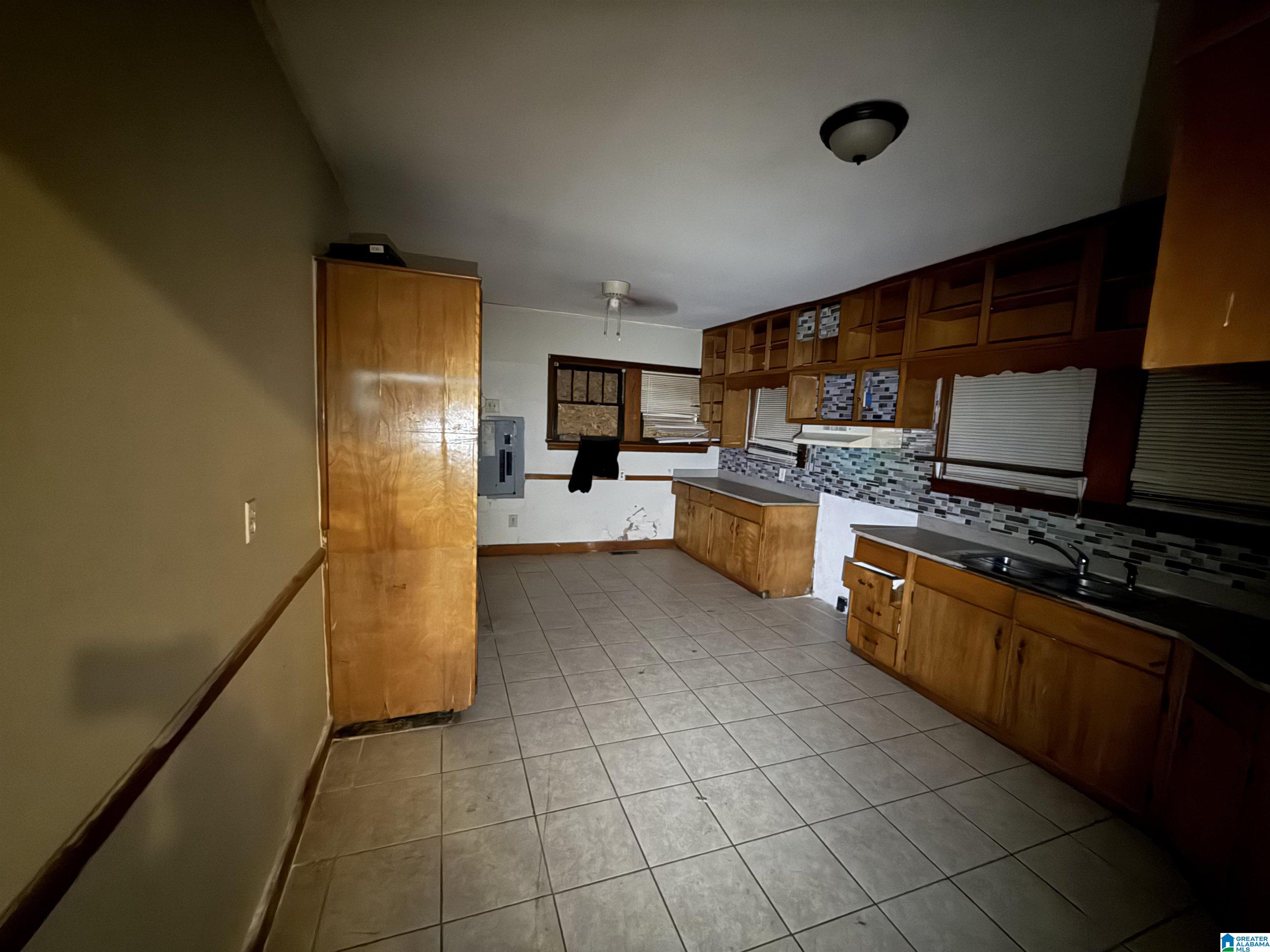 1527 46TH STREET ENSLEY