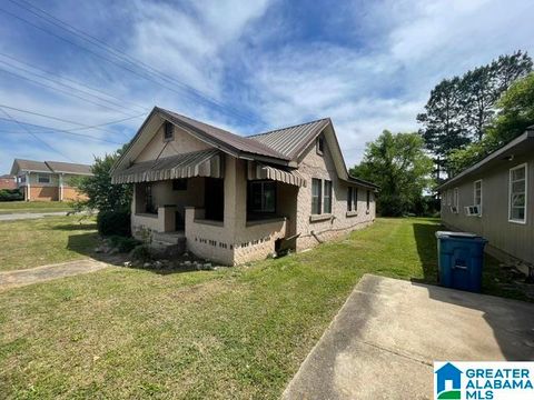 129 JERRY COLEMAN STREET FAIRFIELD AL 35064