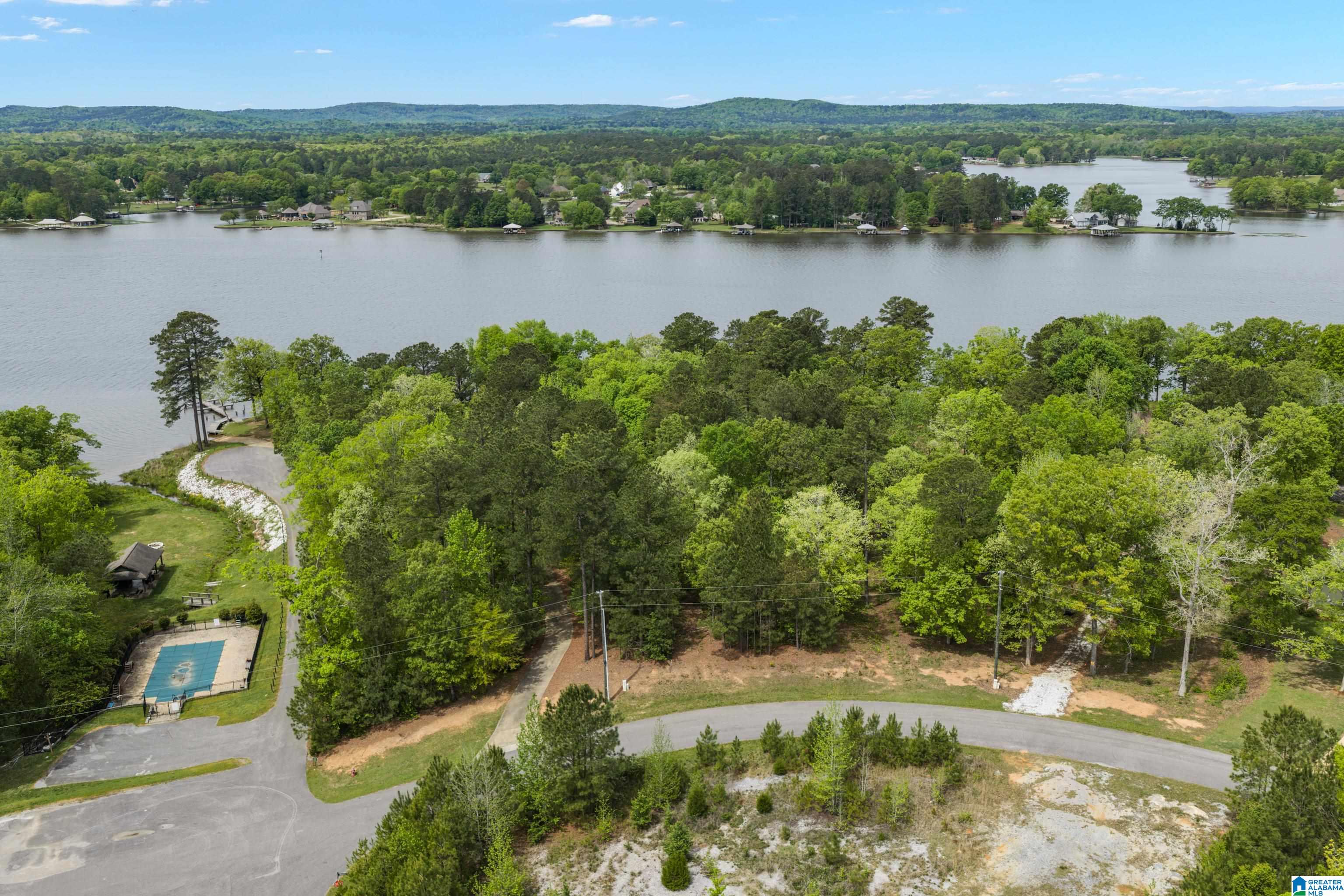 00 BOATHOUSE CIRCLE 109