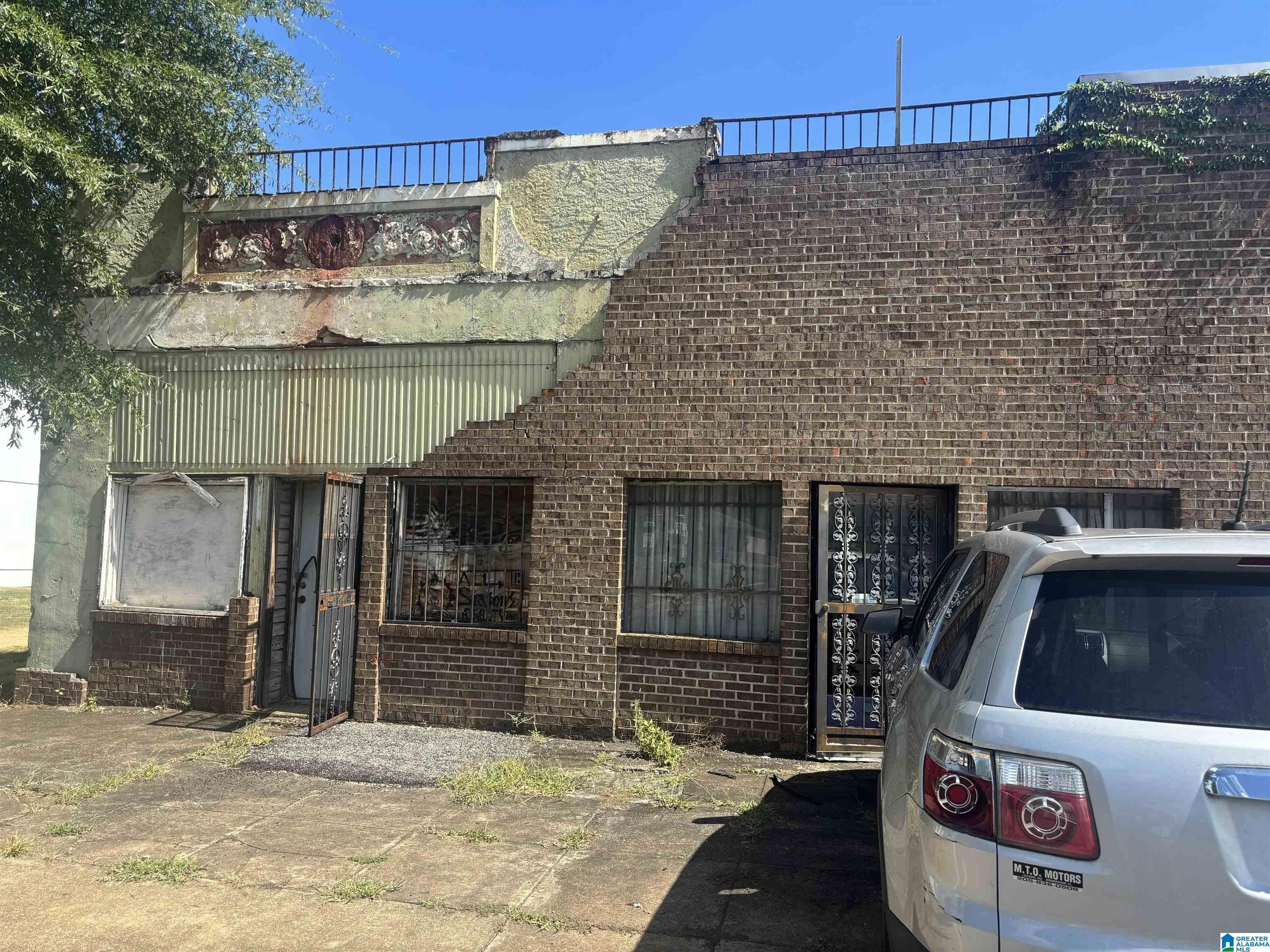 527 TUSCALOOSA AVENUE SW