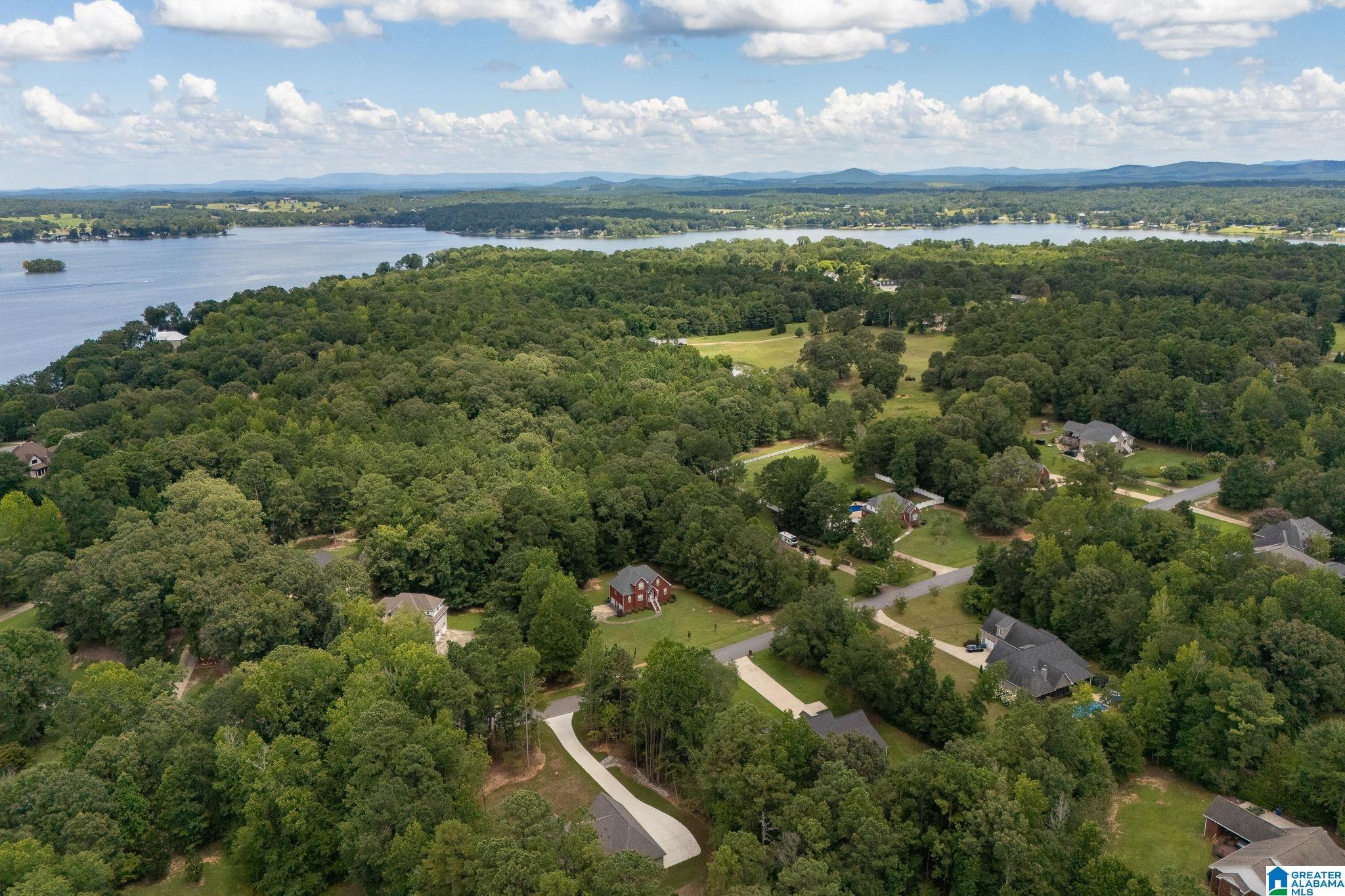 433 EAGLE POINTE DRIVE