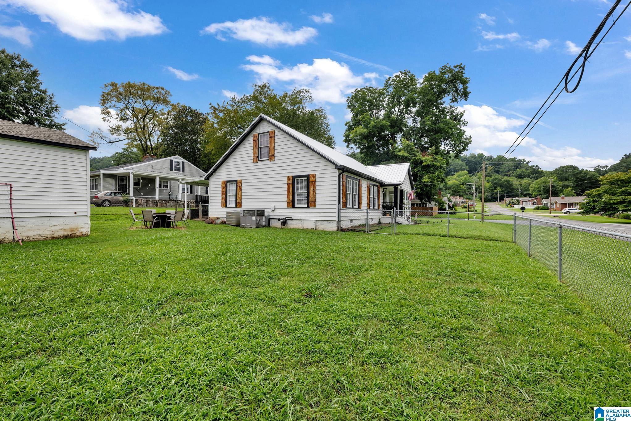 409 4TH STREET N