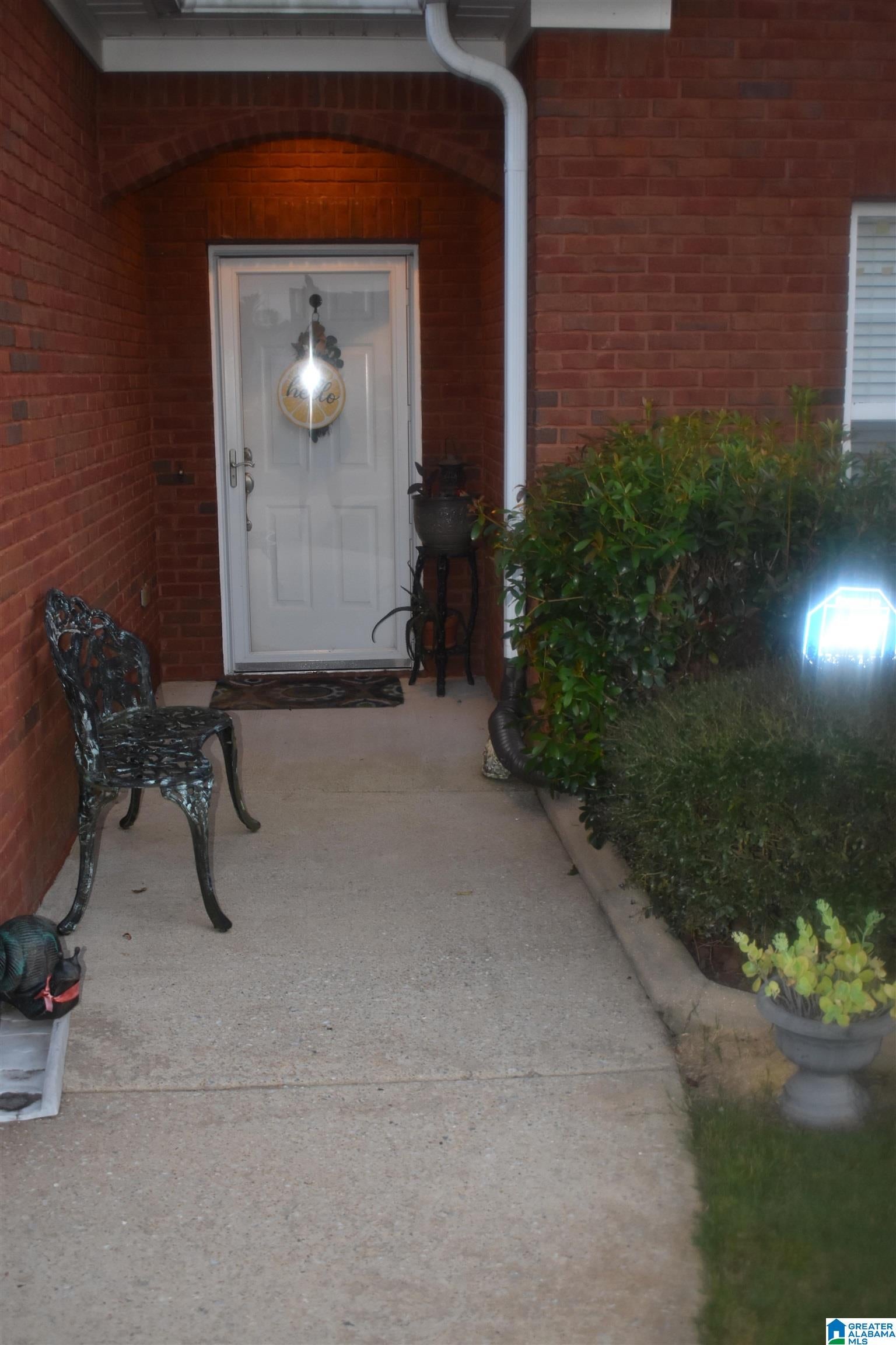 190 TRELLIS CIRCLE