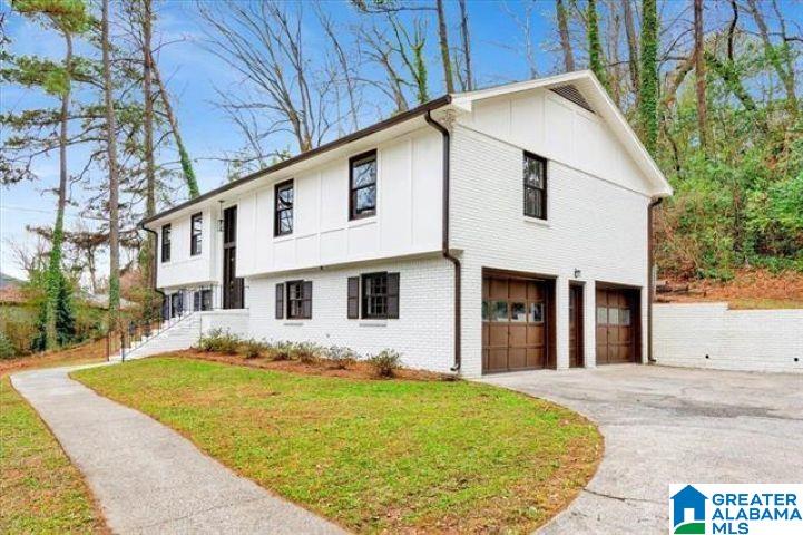 3583 VALLEY CIRCLE