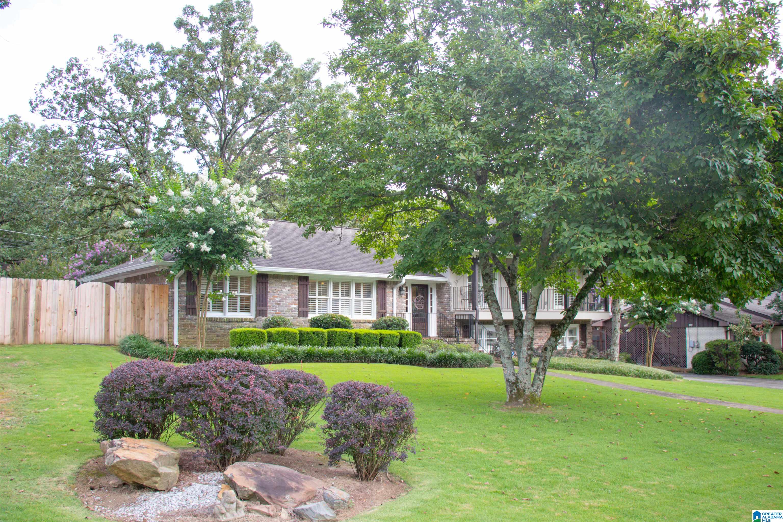 1605 HAYS CIRCLE