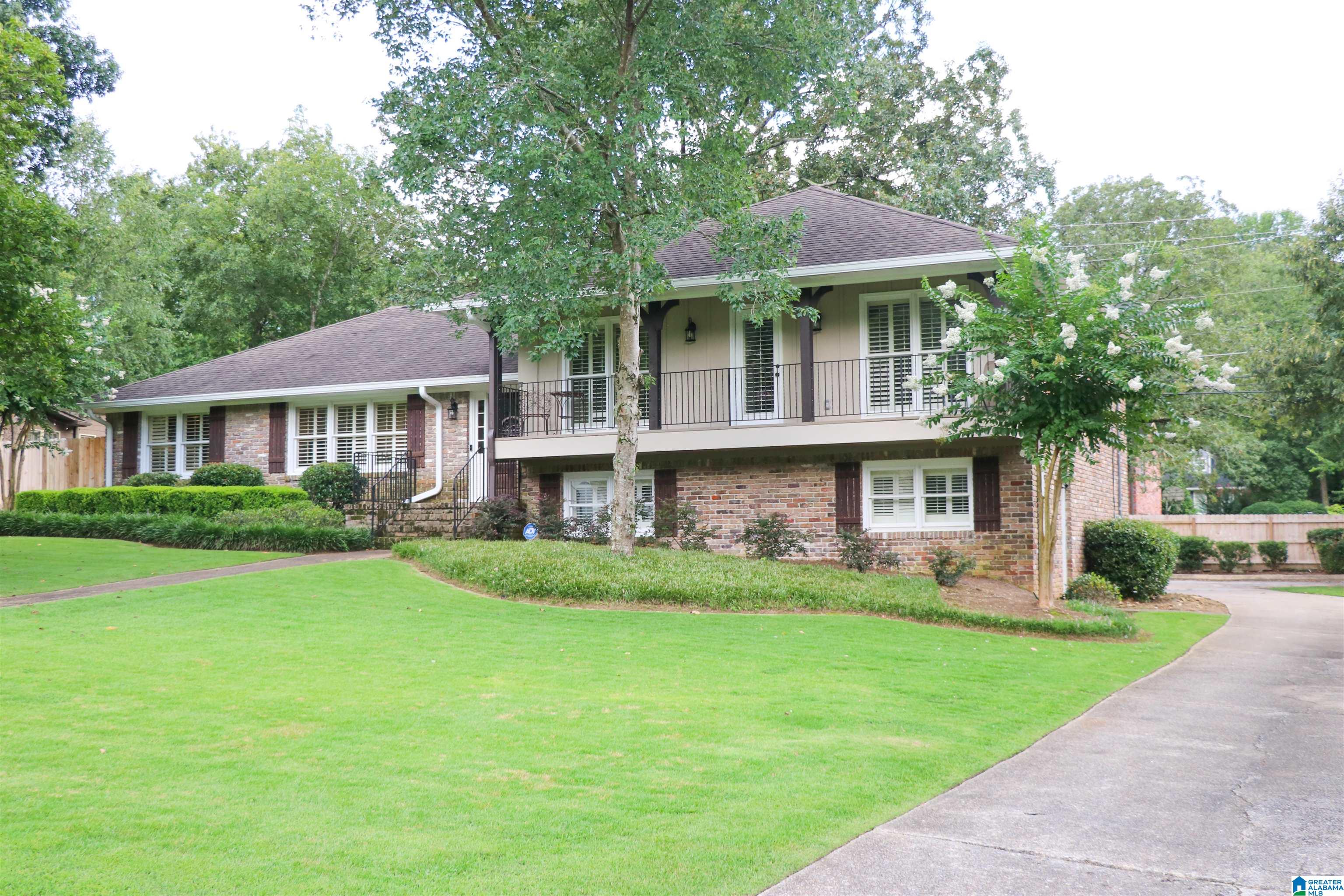 1605 HAYS CIRCLE