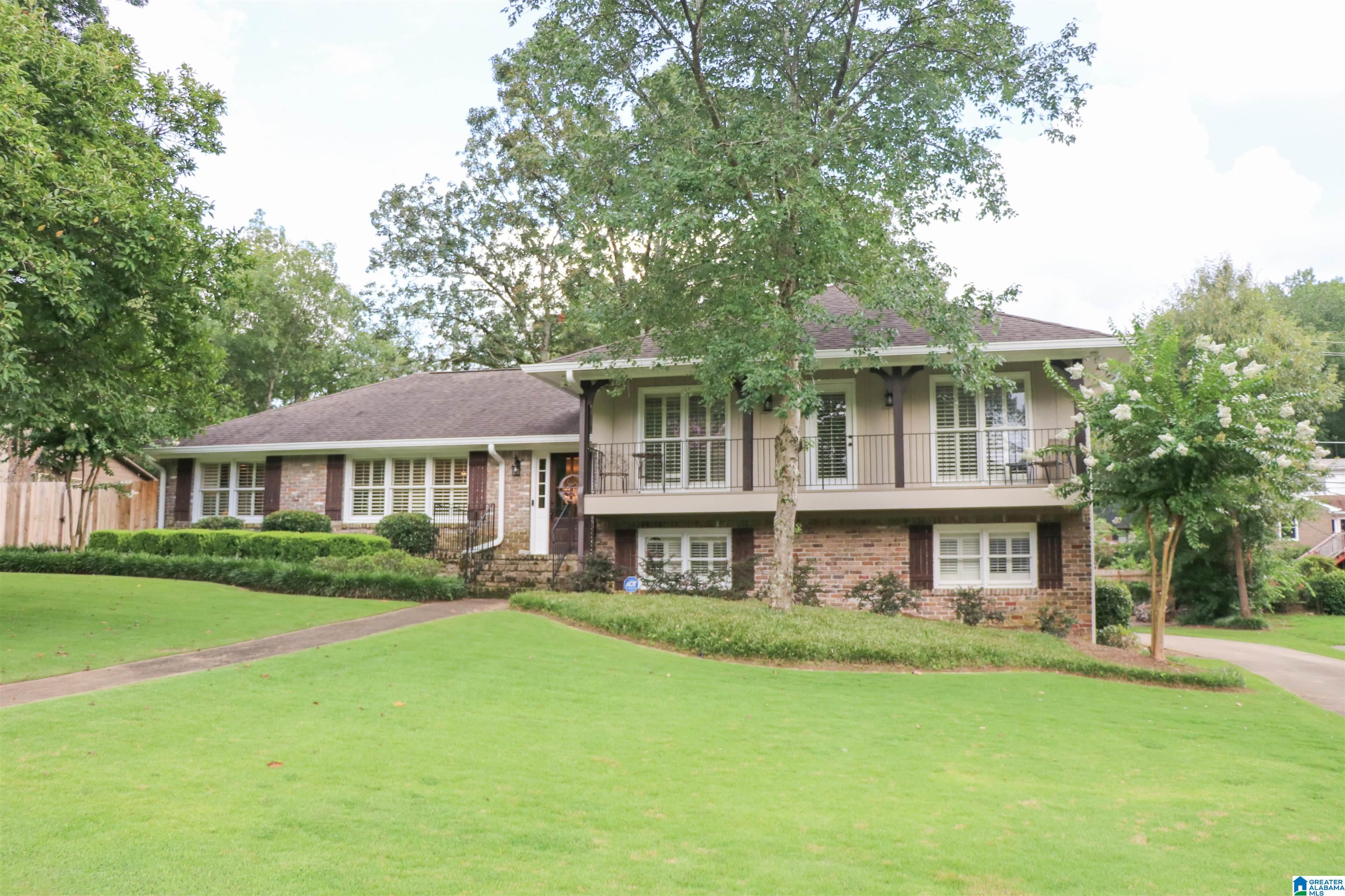 1605 HAYS CIRCLE