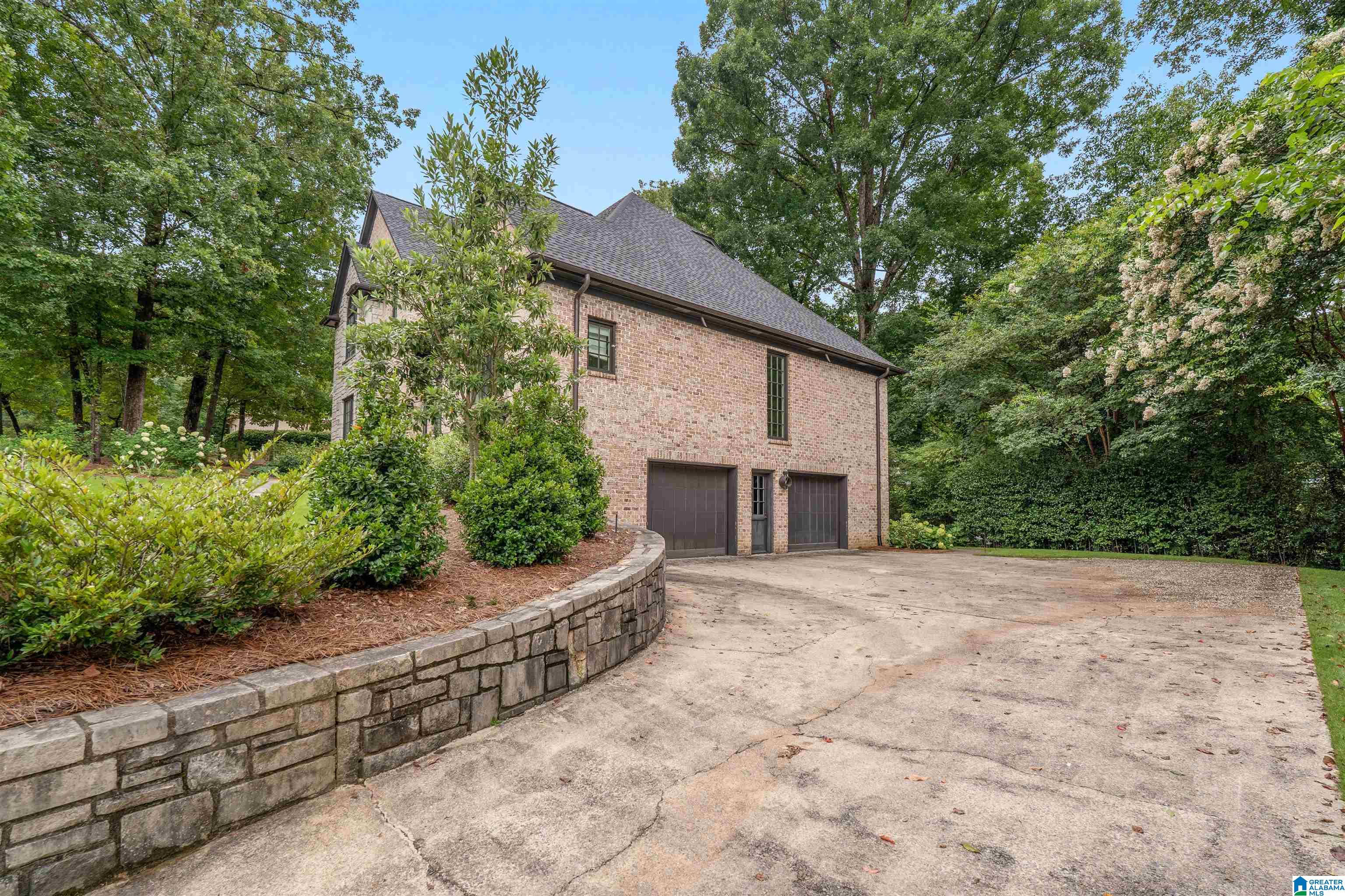2061 MAGNOLIA RIDGE