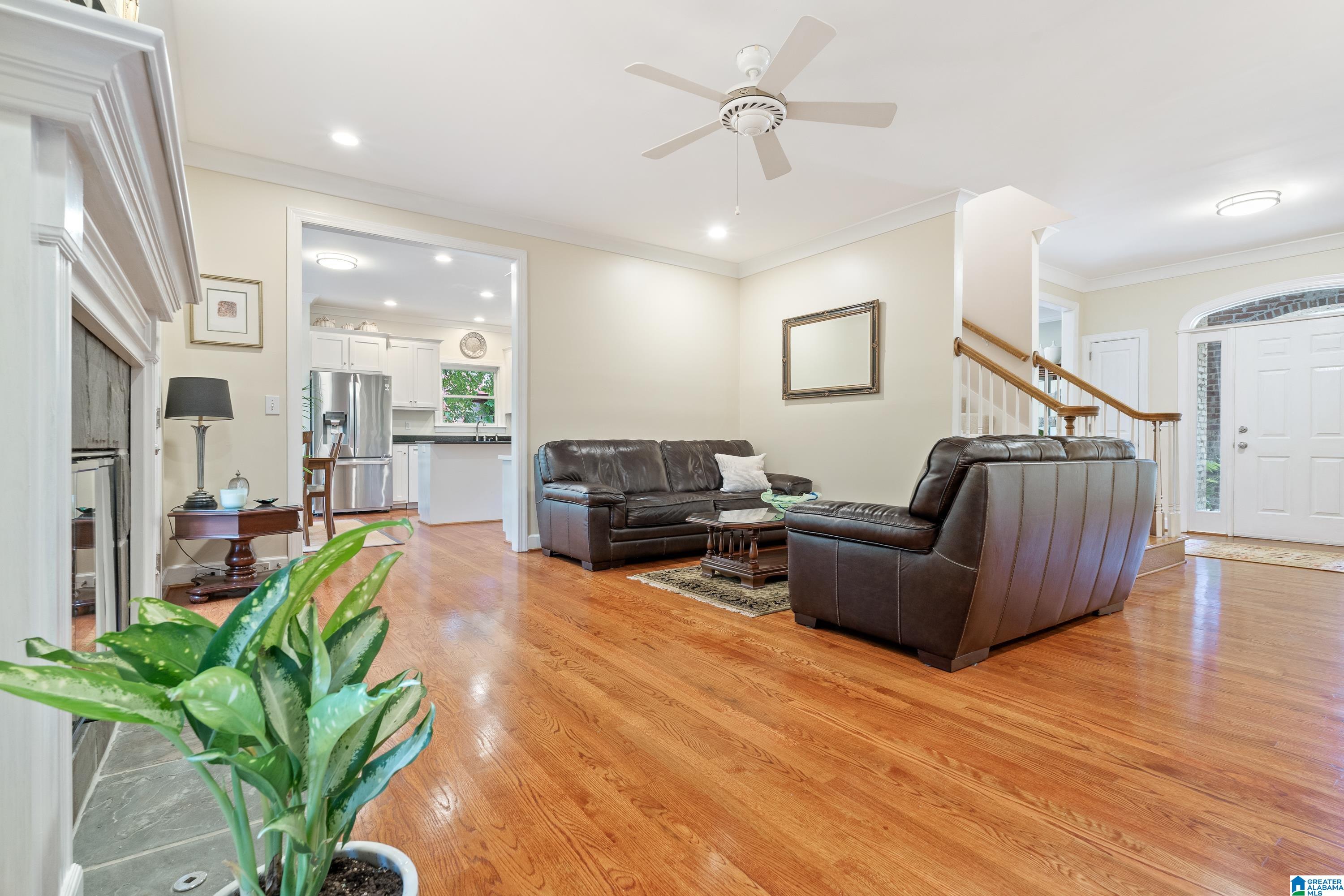 5527 LAKE CYRUS LANE