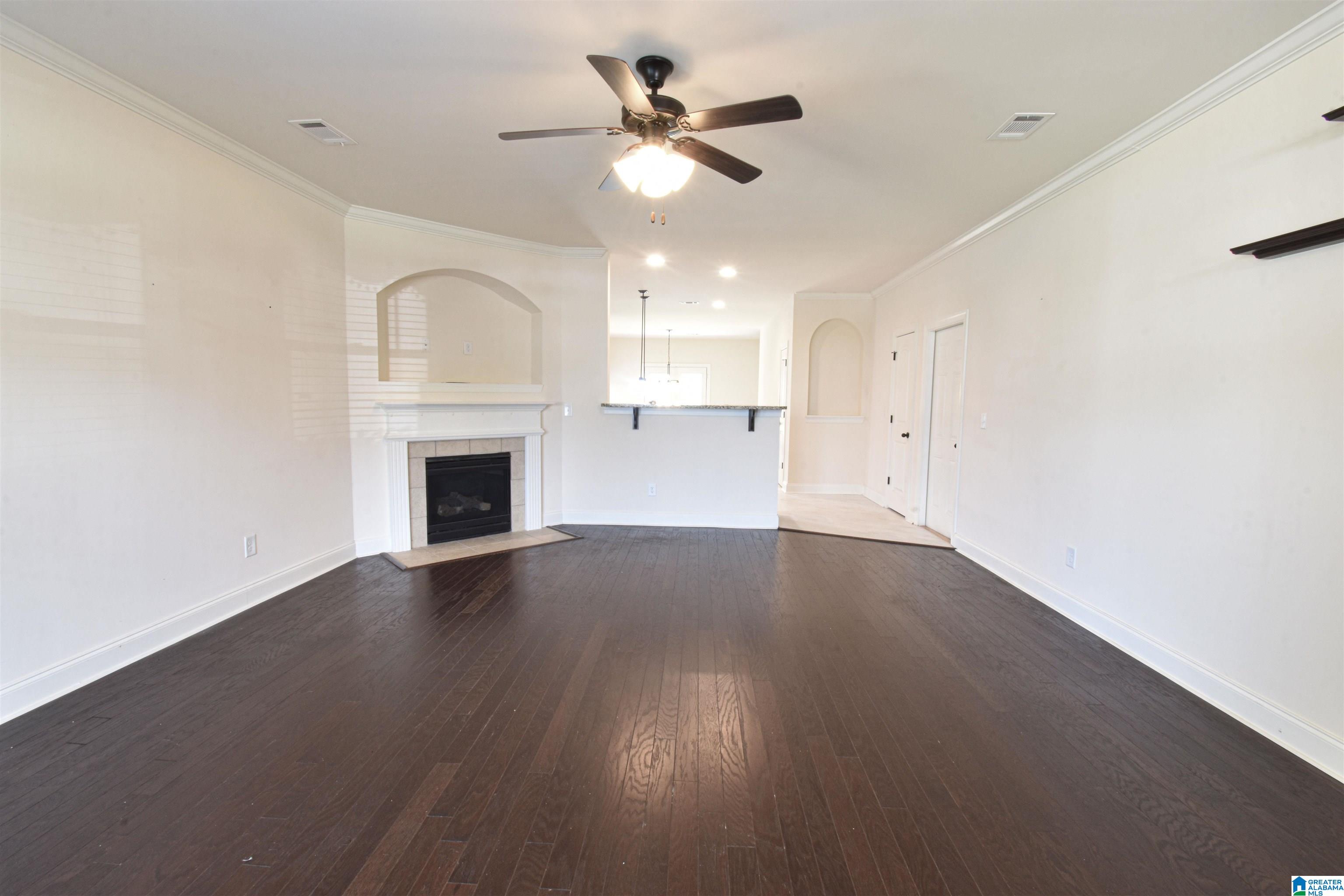 9437 CRETE CIRCLE