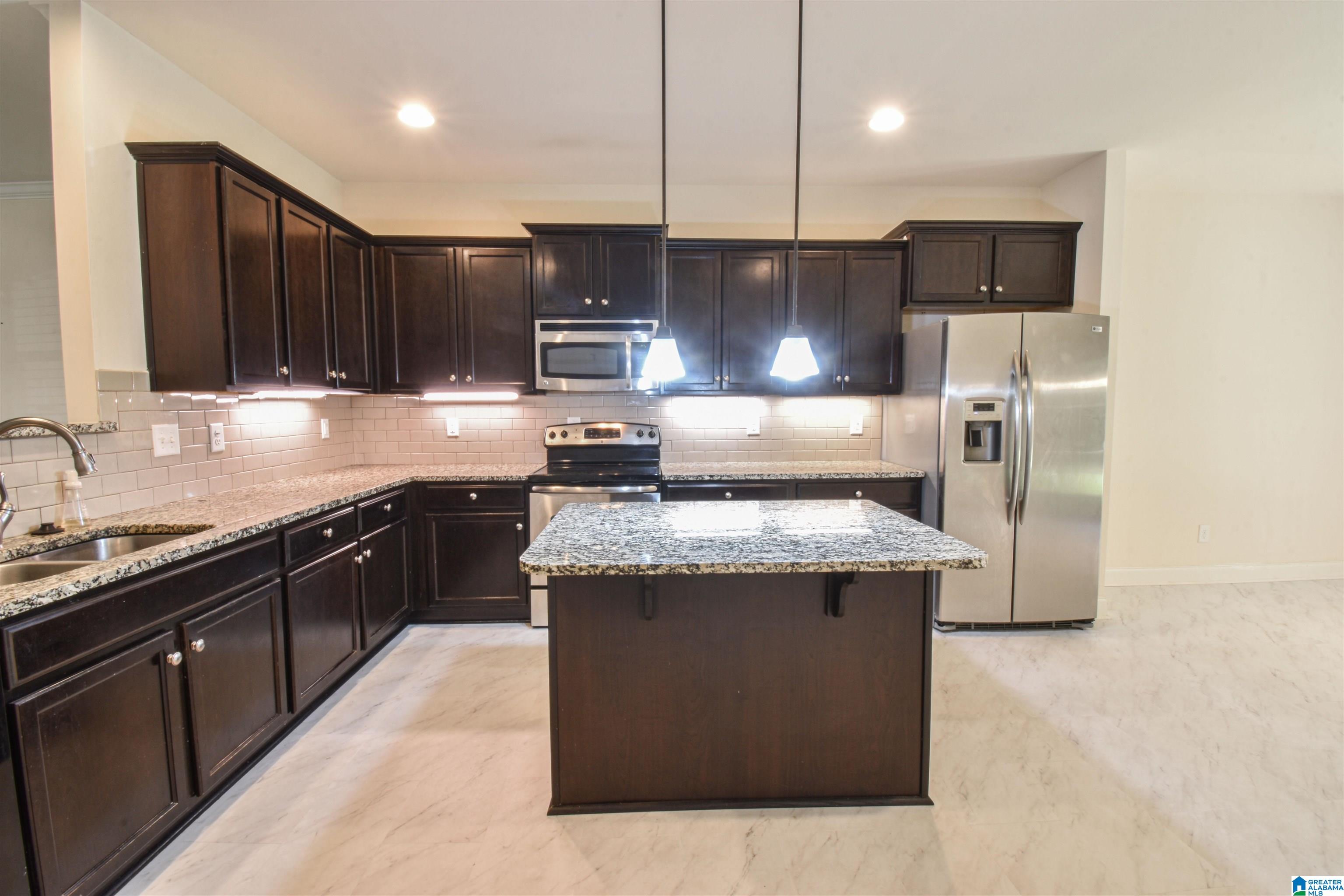 9437 CRETE CIRCLE