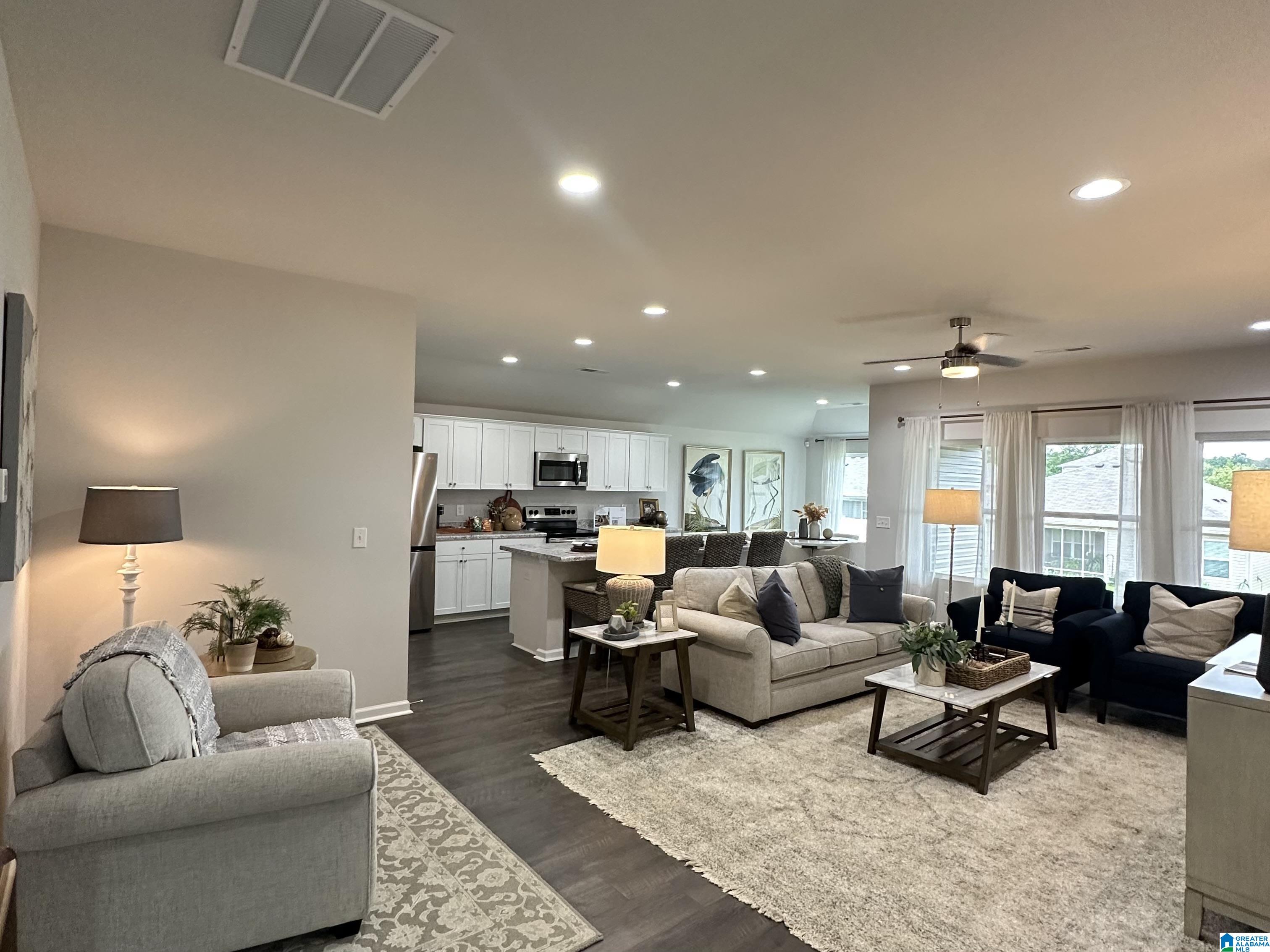 1110 BROOKHAVEN LANE