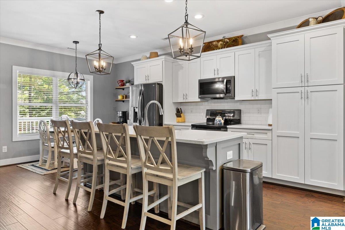 345 SMITHFIELD LANE