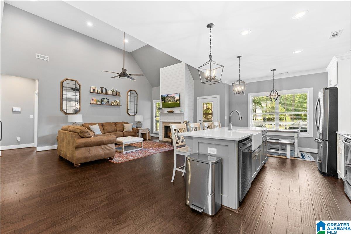 345 SMITHFIELD LANE