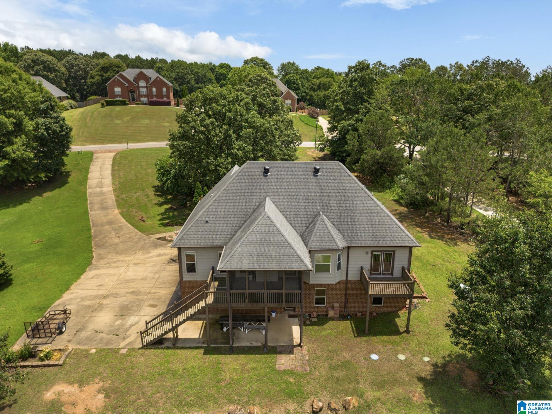 630 EMERALD TRACE