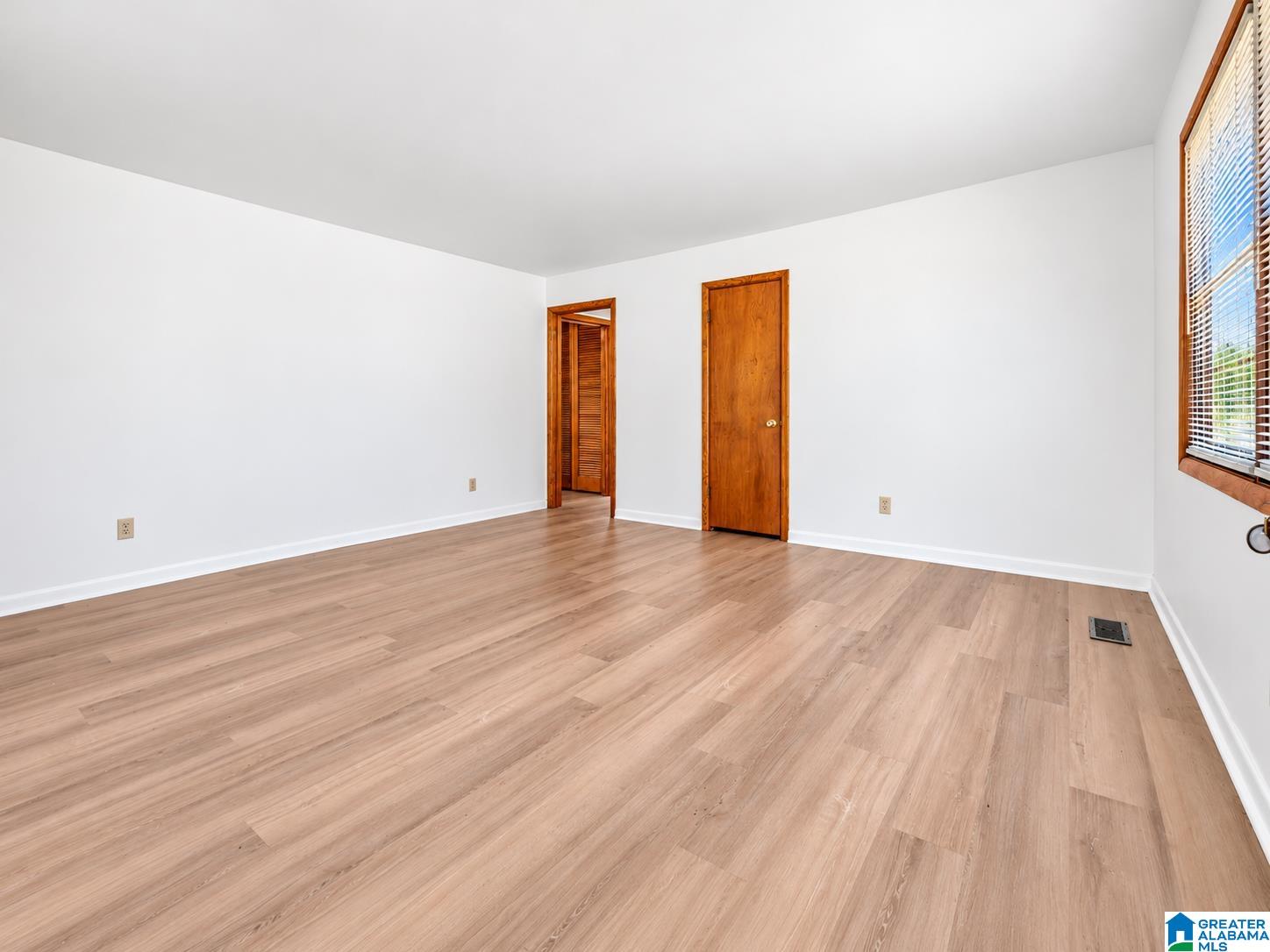 1321 HATFIELD LANE